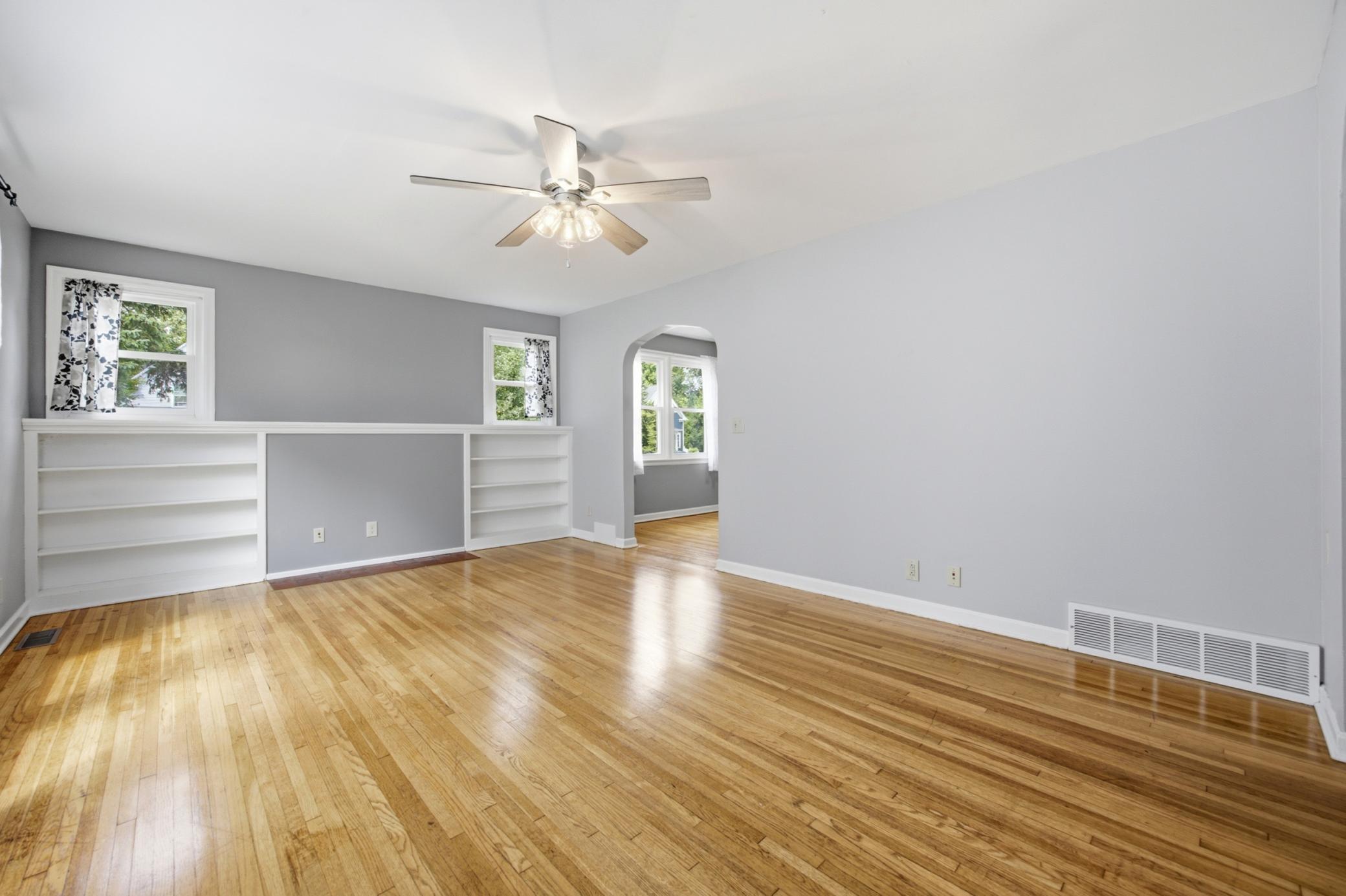 618 6th Street S Property Photo 4