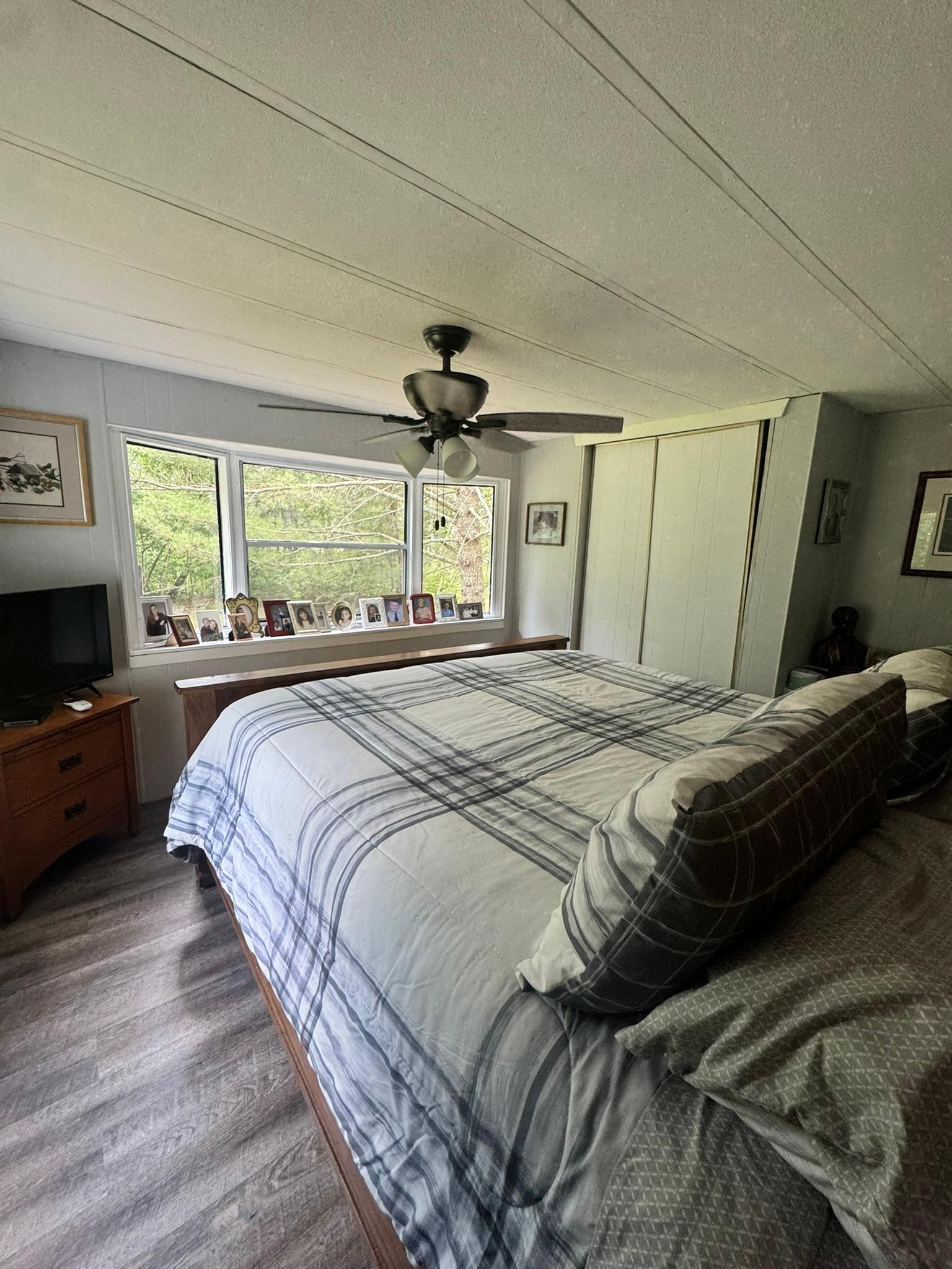 22034 County 2 Property Photo 21