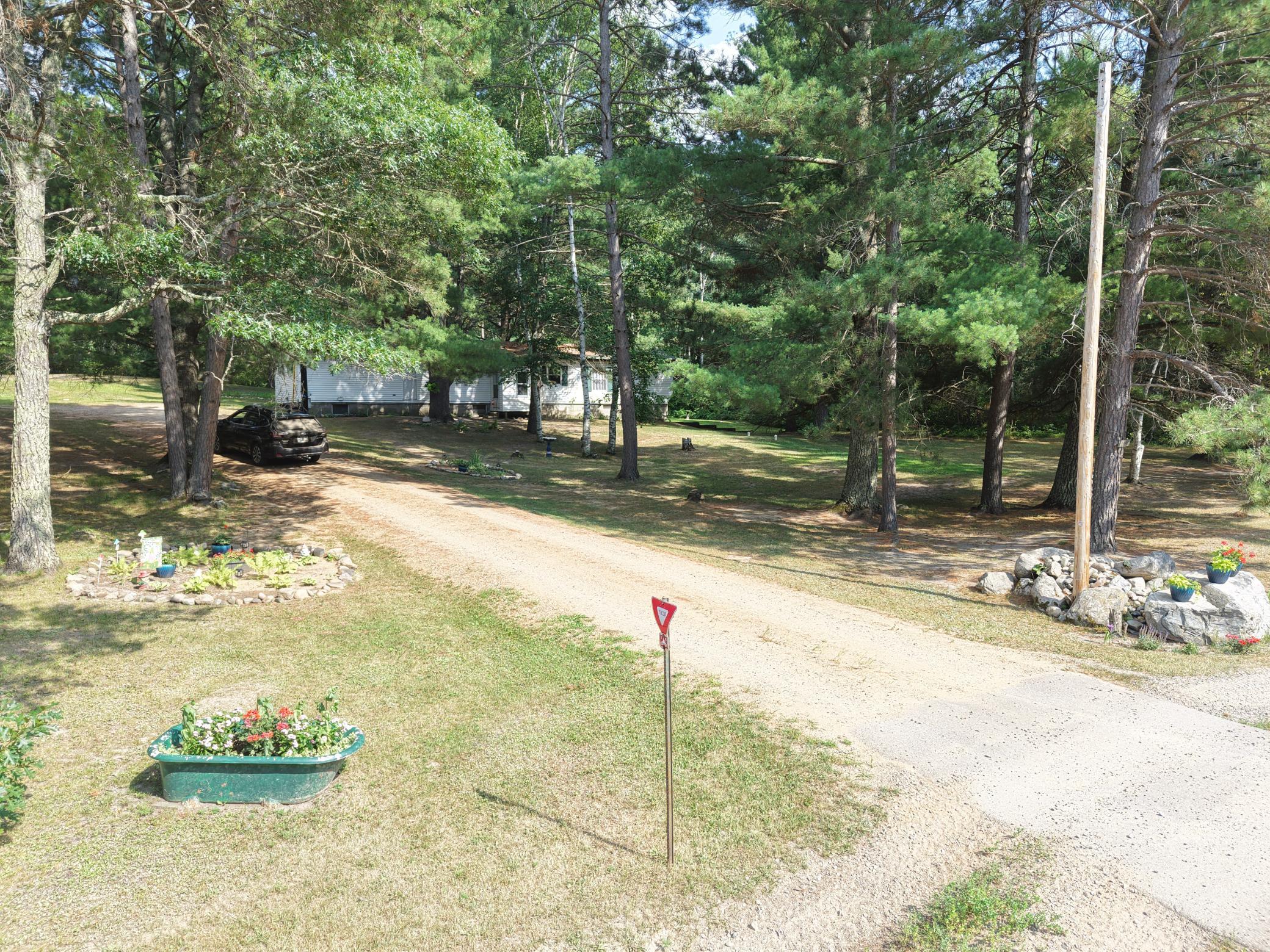 22034 County 2 Property Photo 37