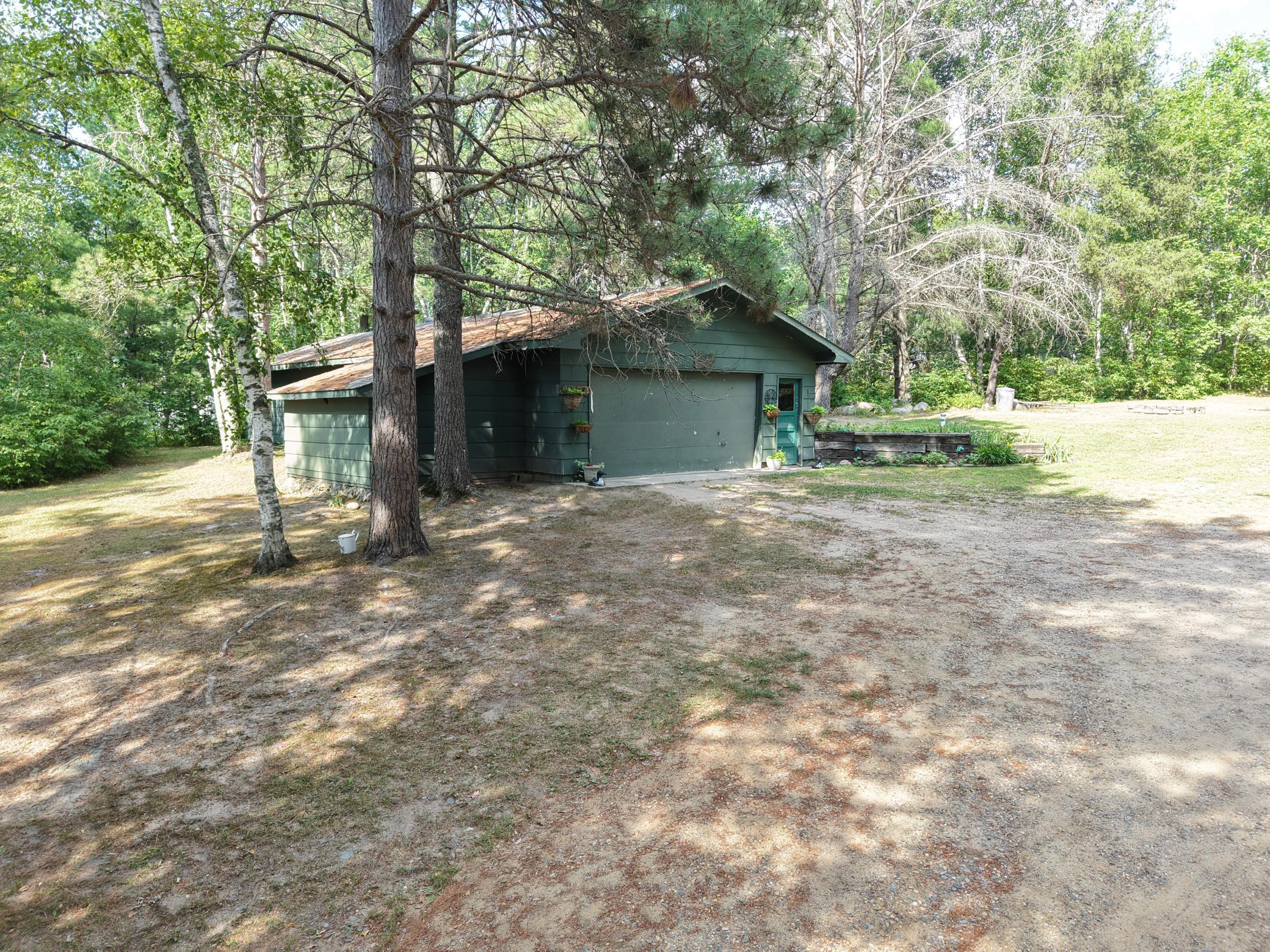 22034 County 2 Property Photo 40