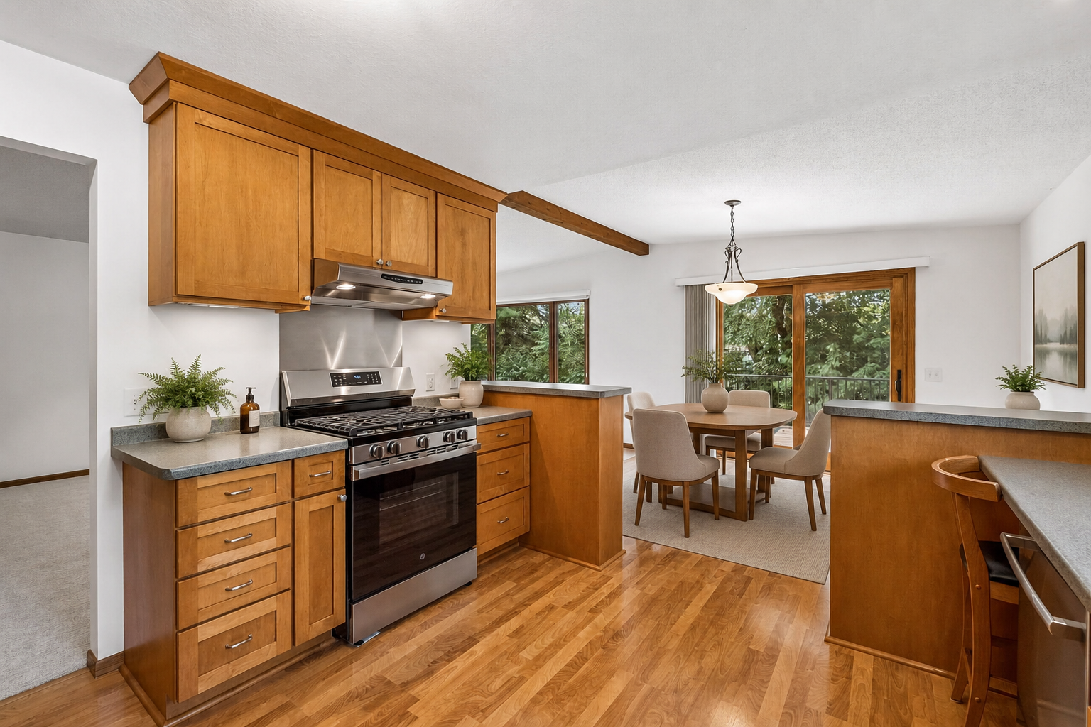 10342 Rhode Island Circle Property Photo 5