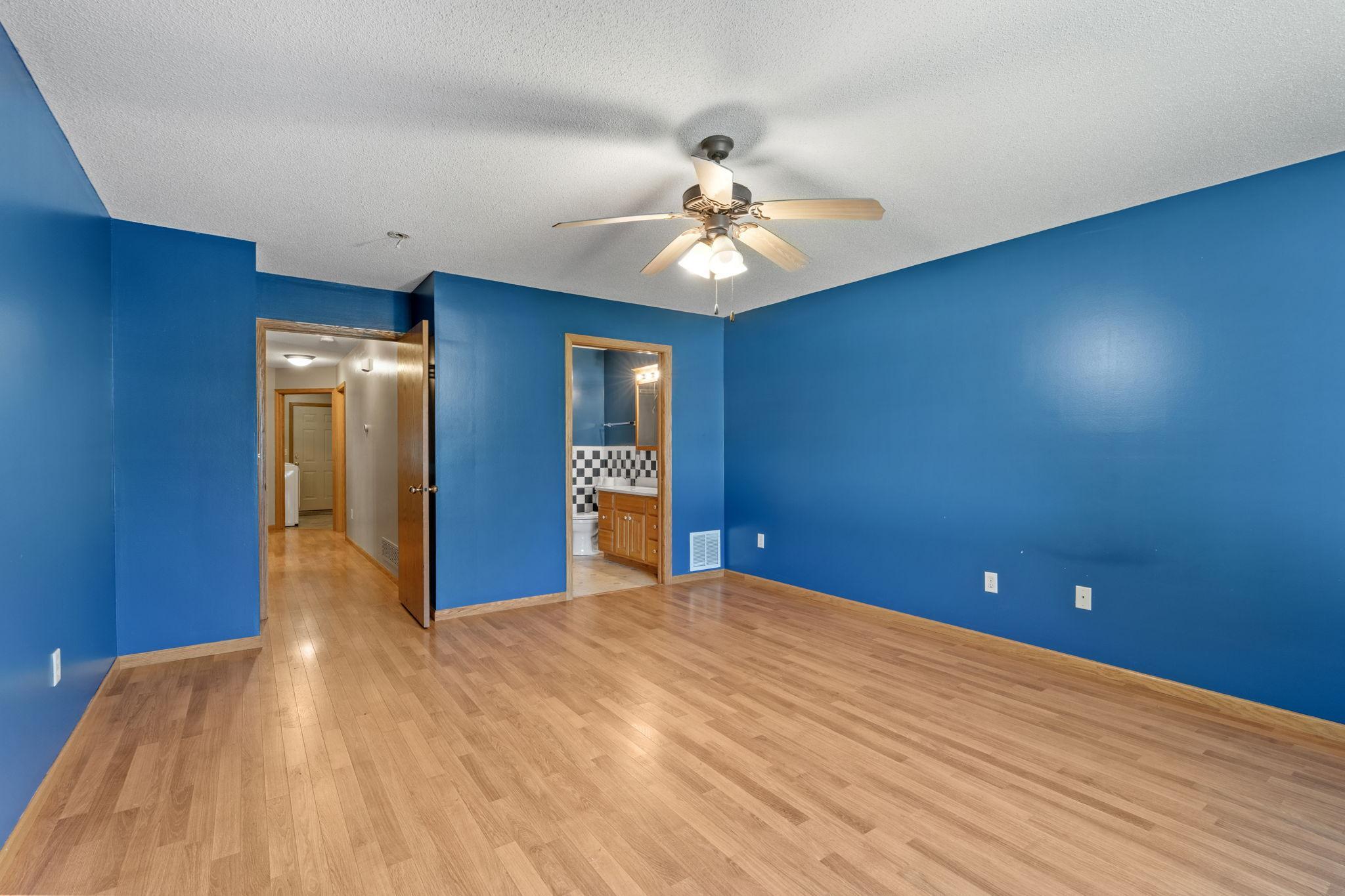 535 Meadows Drive Property Photo 11