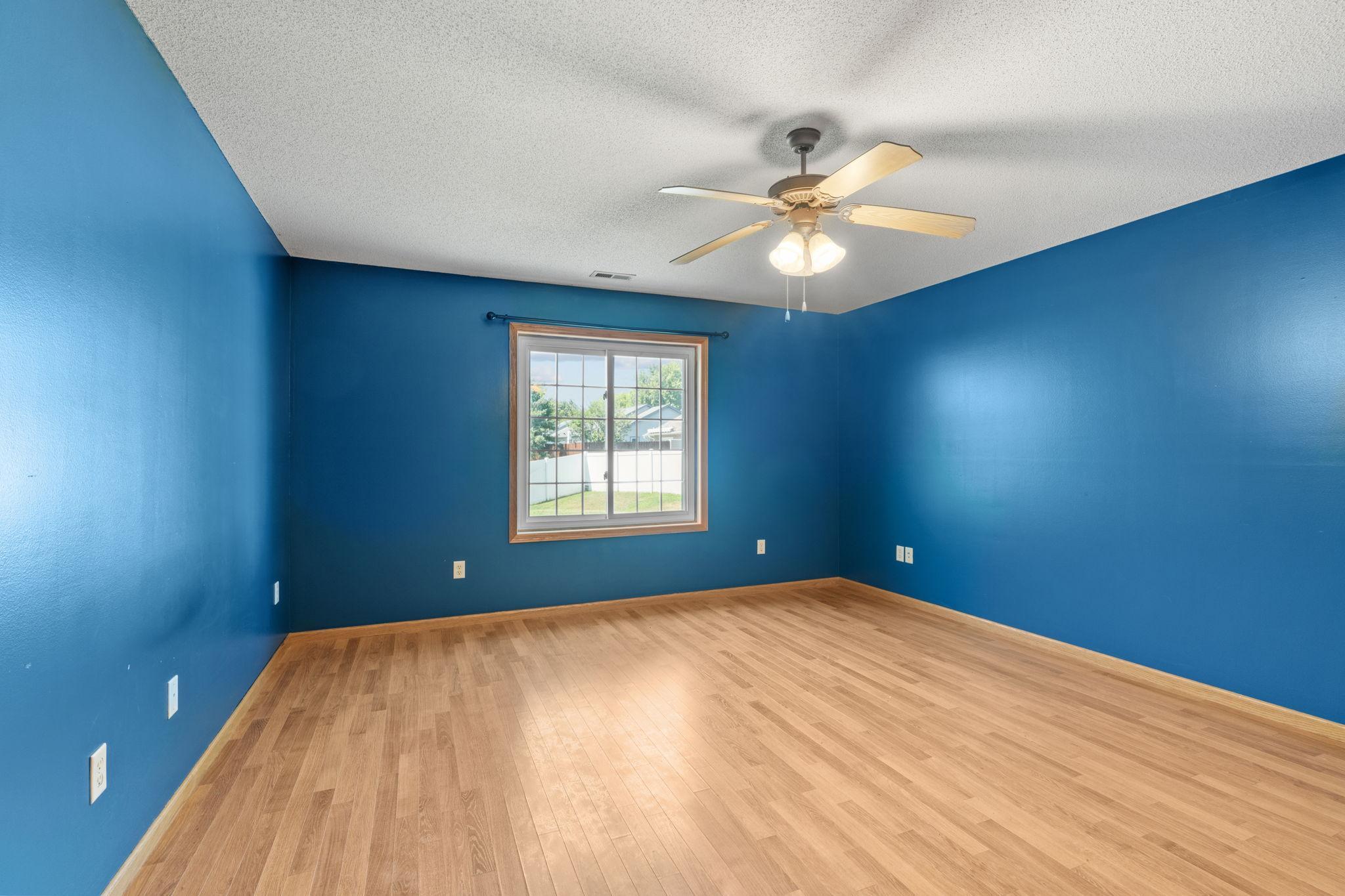 535 Meadows Drive Property Photo 12