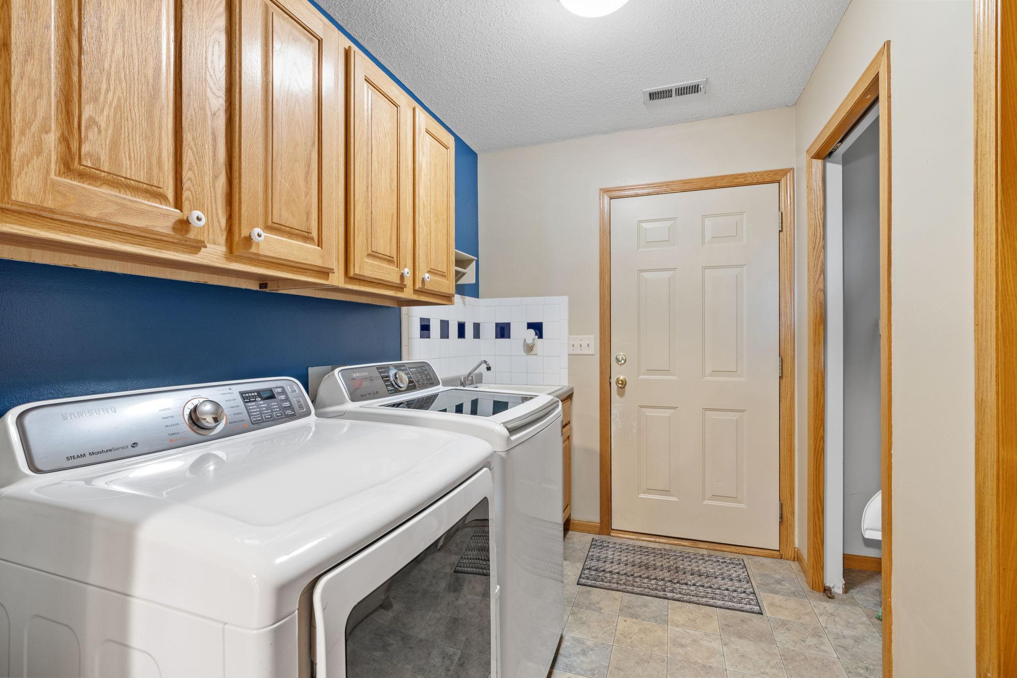 535 Meadows Drive Property Photo 20