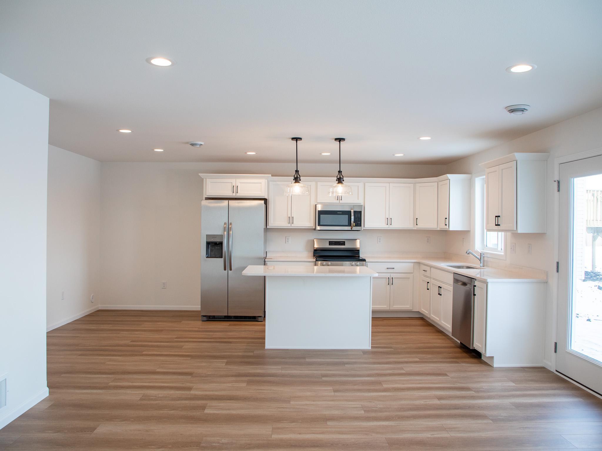 7897 Cottonwood Boulevard Property Photo 7