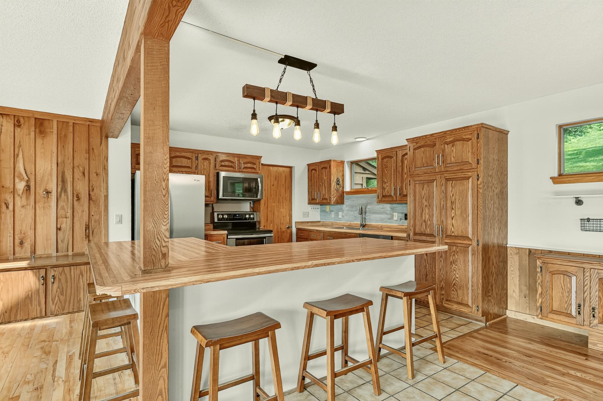 1007 Sunset Road Property Photo 14