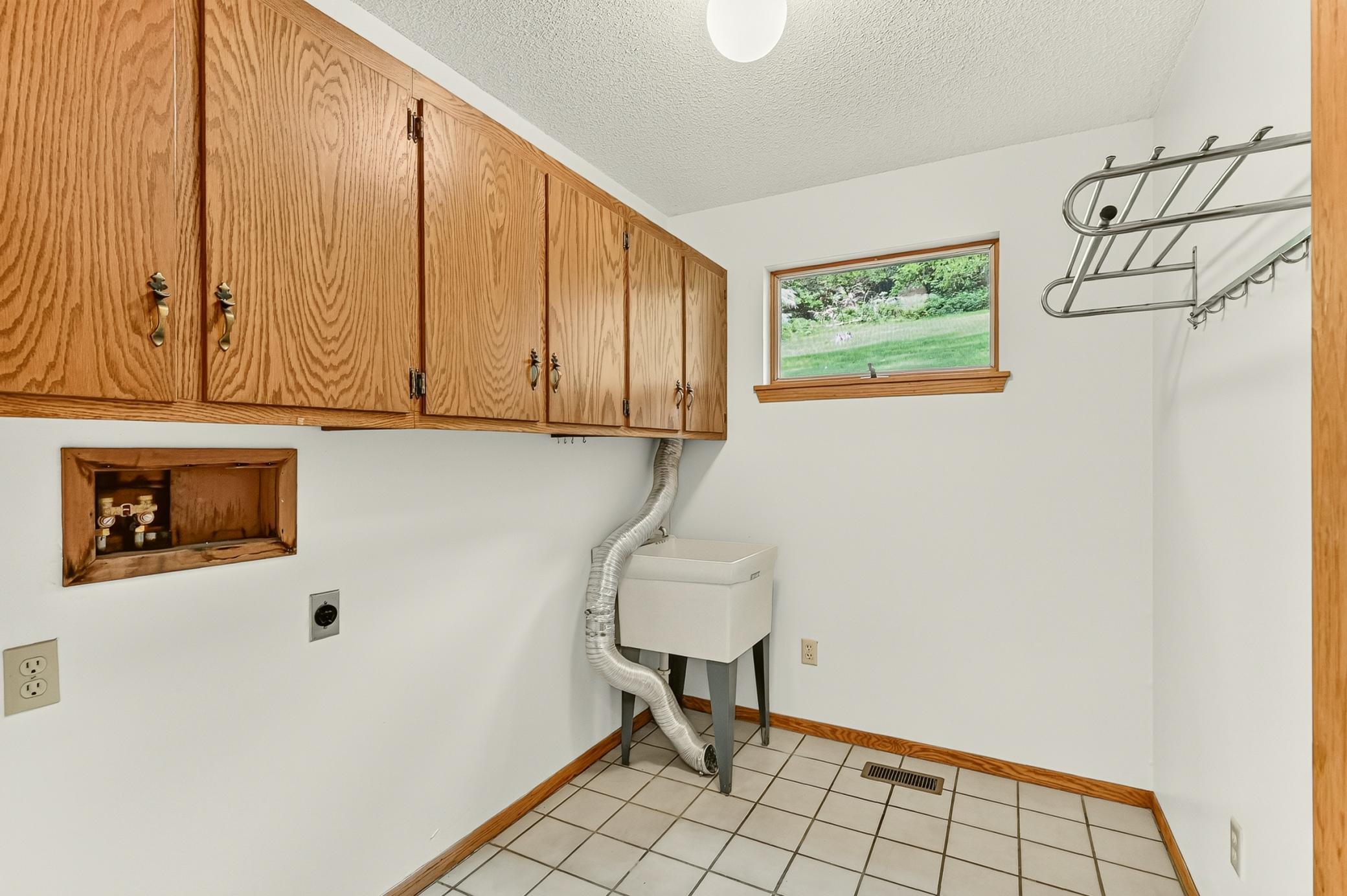 1007 Sunset Road Property Photo 37