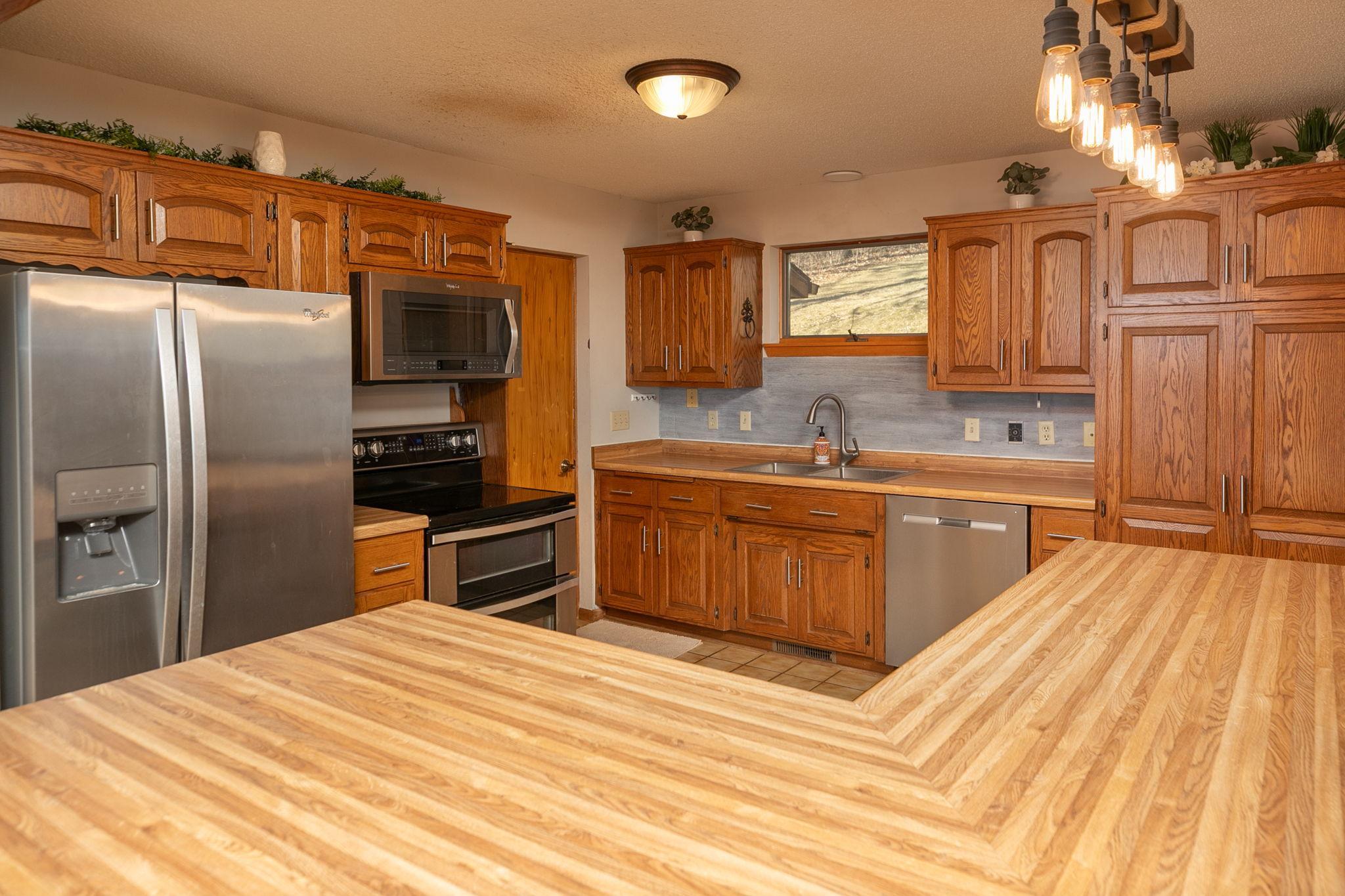 1007 Sunset Road Property Photo 54