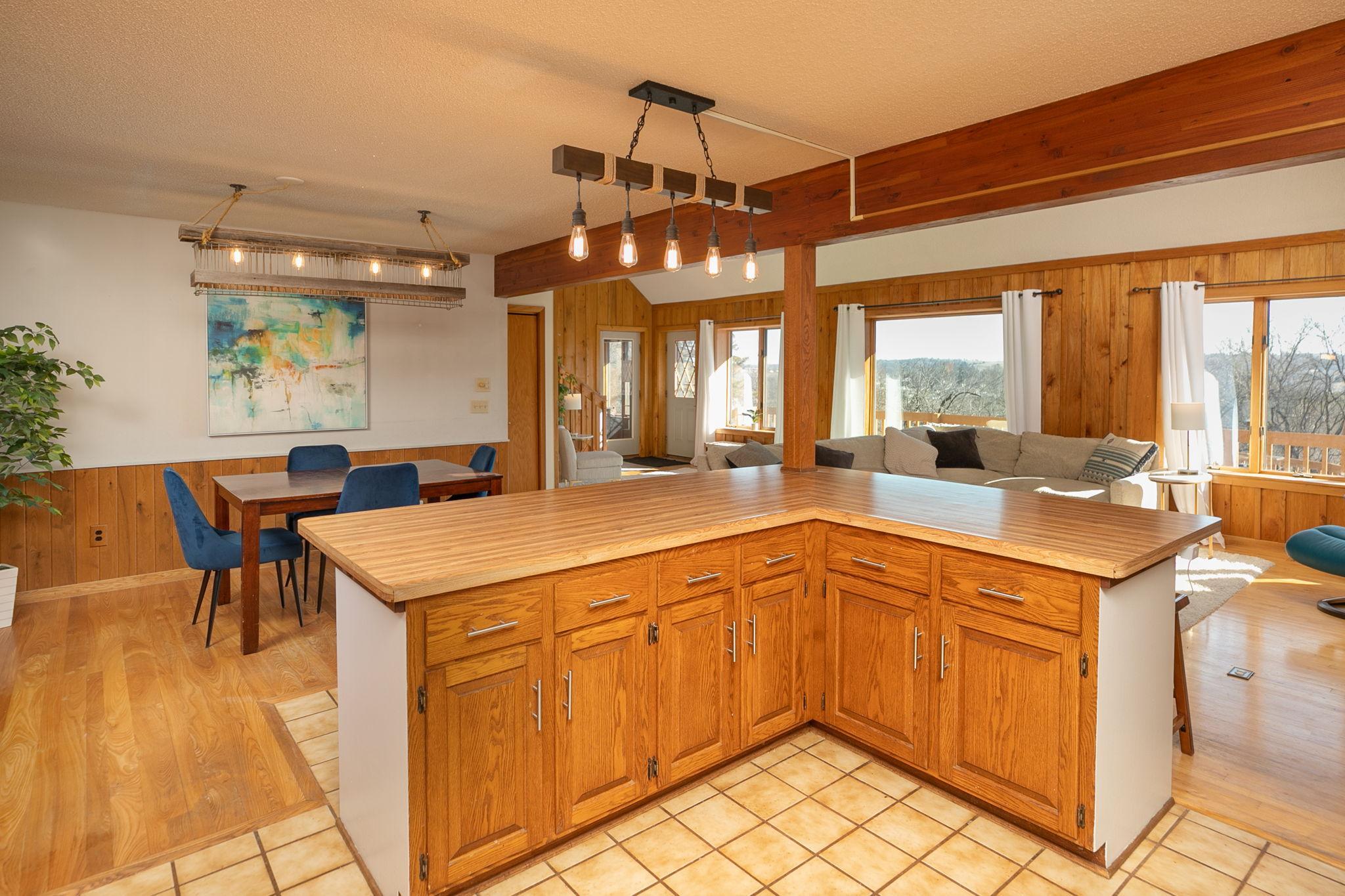 1007 Sunset Road Property Photo 57