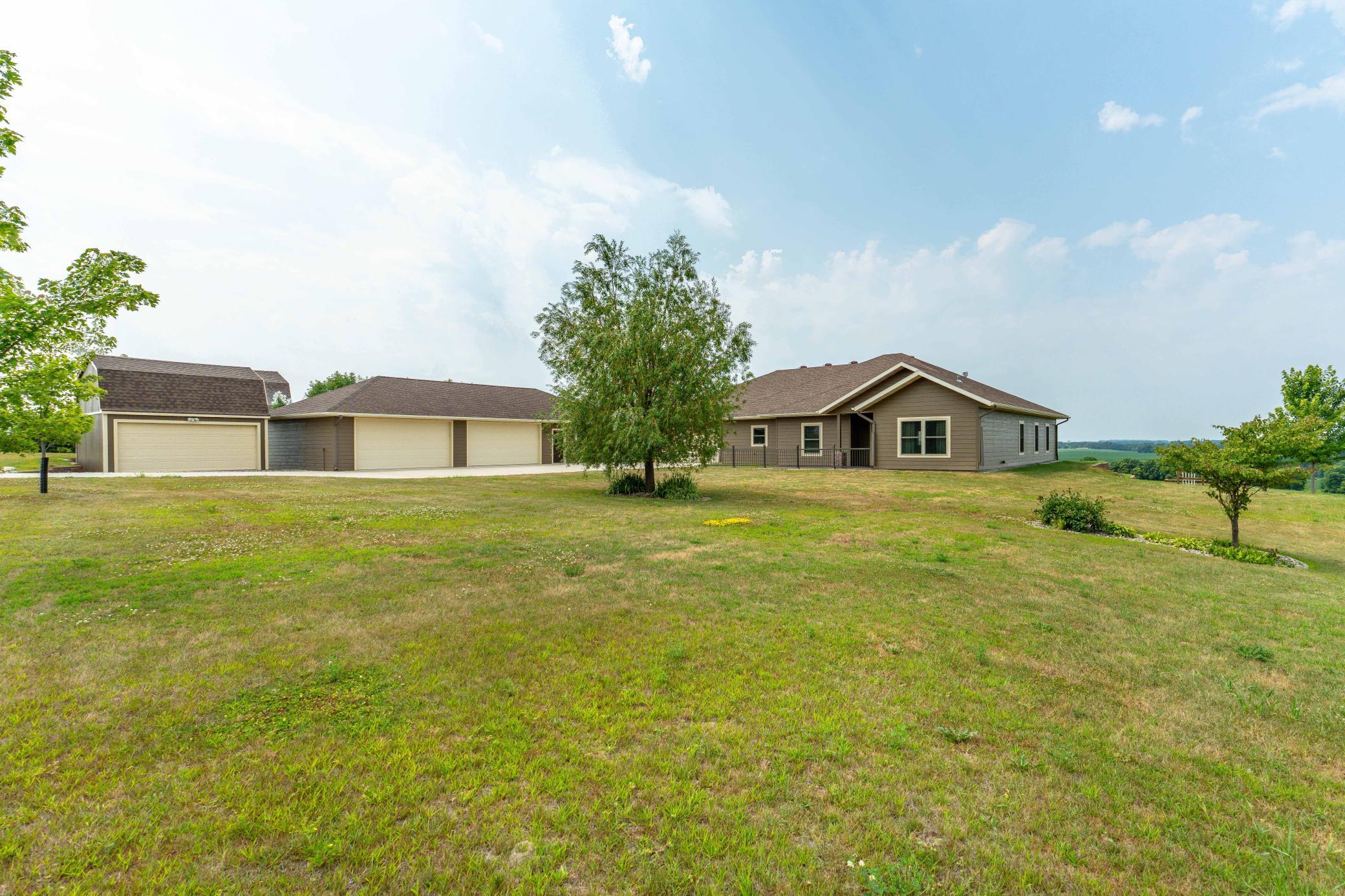 20733 E Dane Prairie Road Property Photo 5