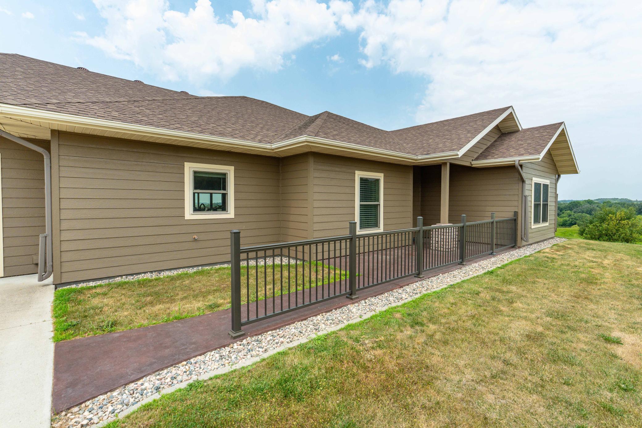 20733 E Dane Prairie Road Property Photo 6