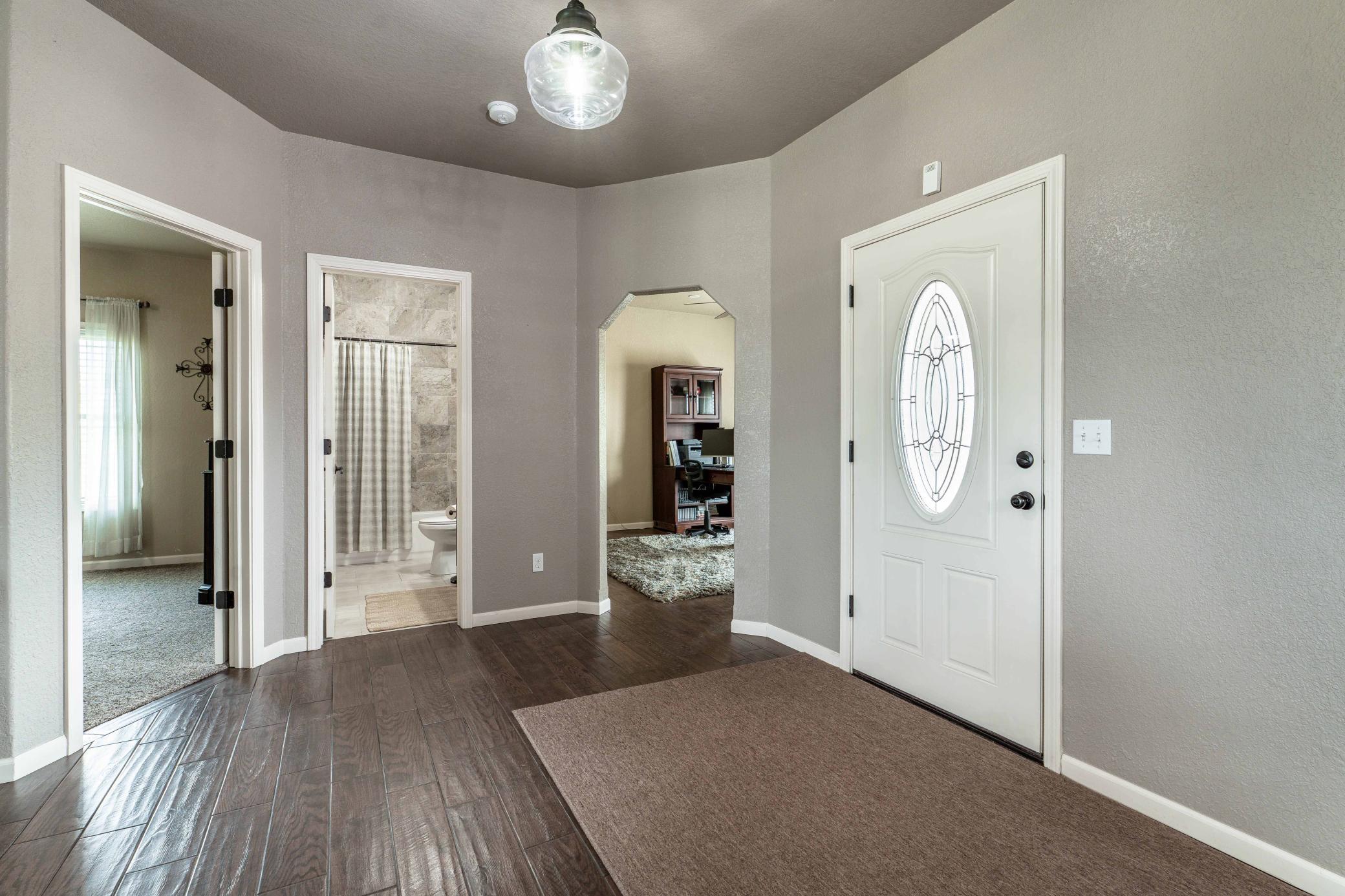 20733 E Dane Prairie Road Property Photo 8