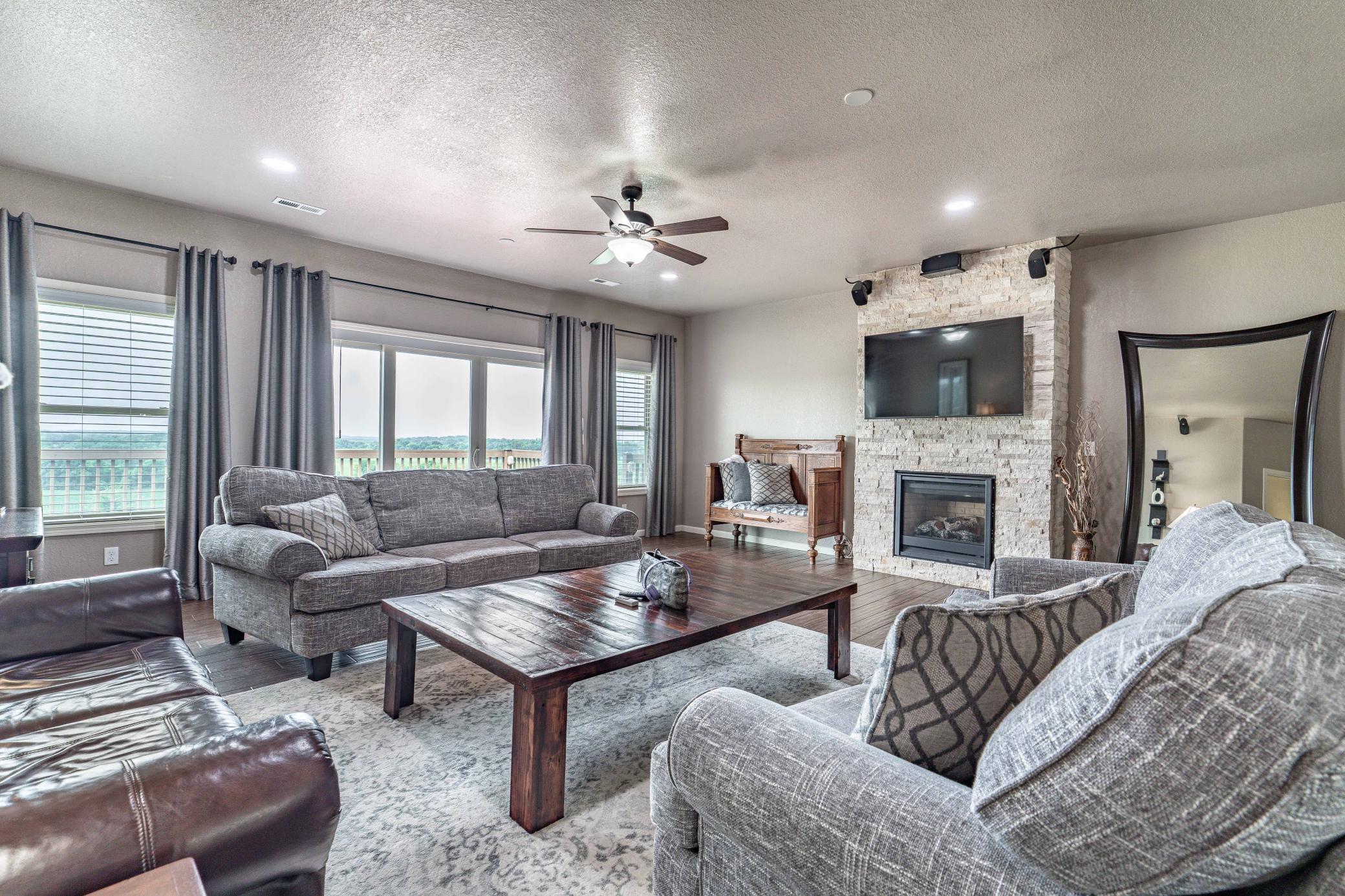 20733 E Dane Prairie Road Property Photo 14