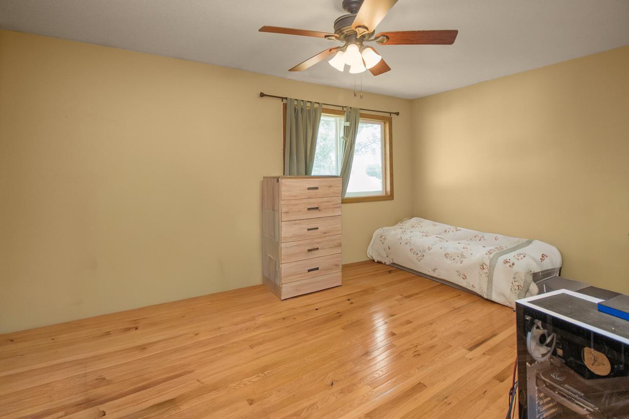 2281 Pond Avenue E Property Photo 21