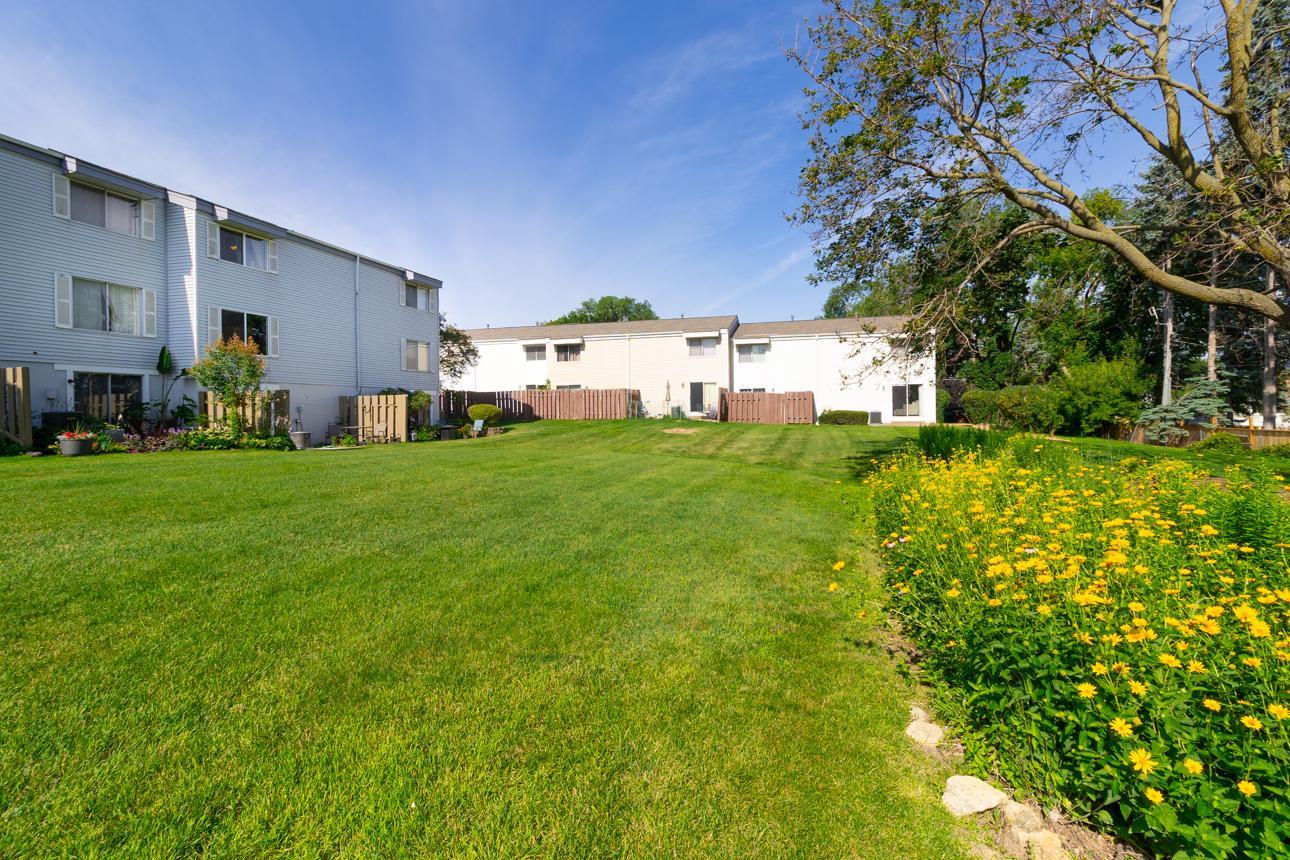 2281 Pond Avenue E Property Photo 31