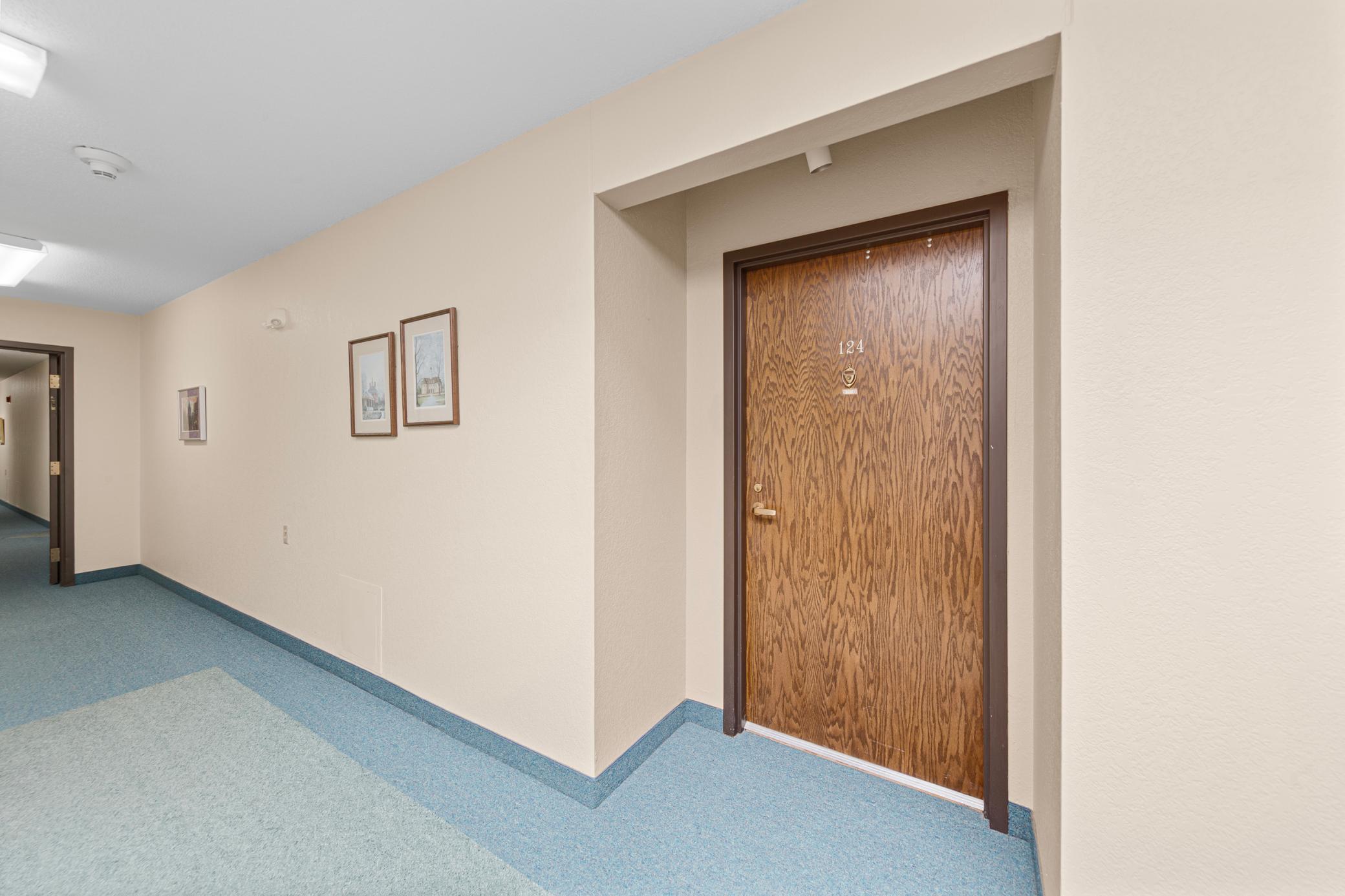 1000 Cannon Valley Drive E 124 Property Photo 2