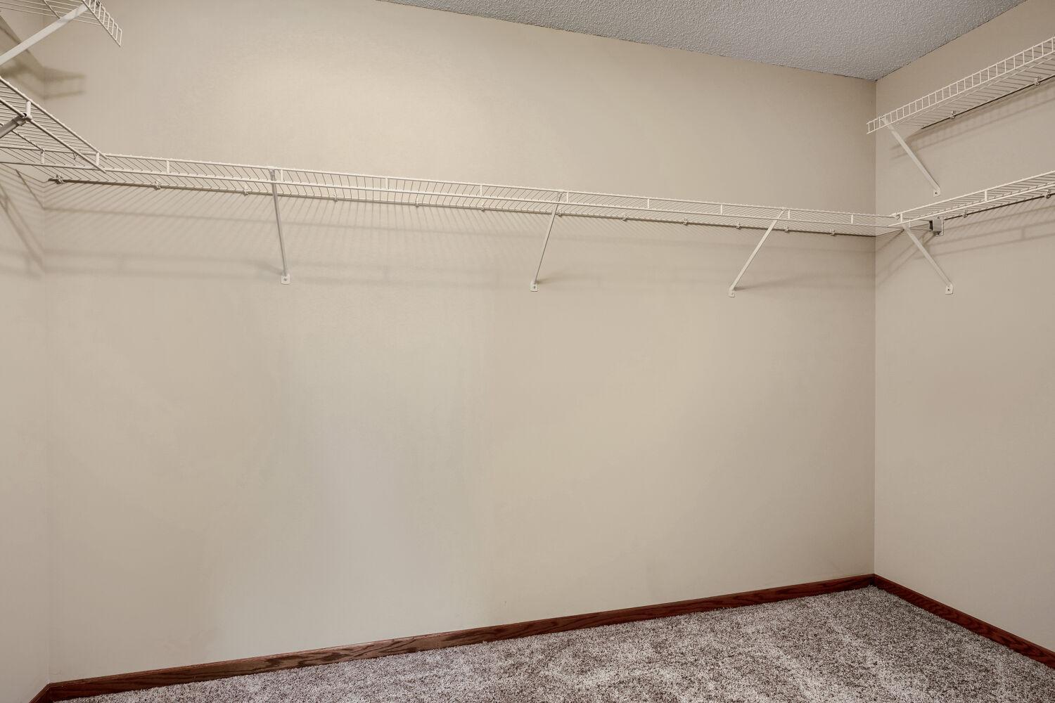 14809 Endicott Way Property Photo 13