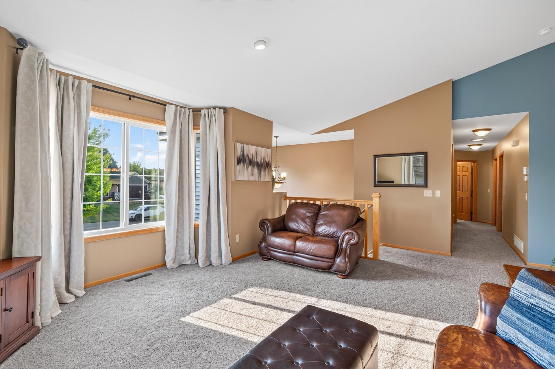 1233 Irvine Drive Property Photo 8