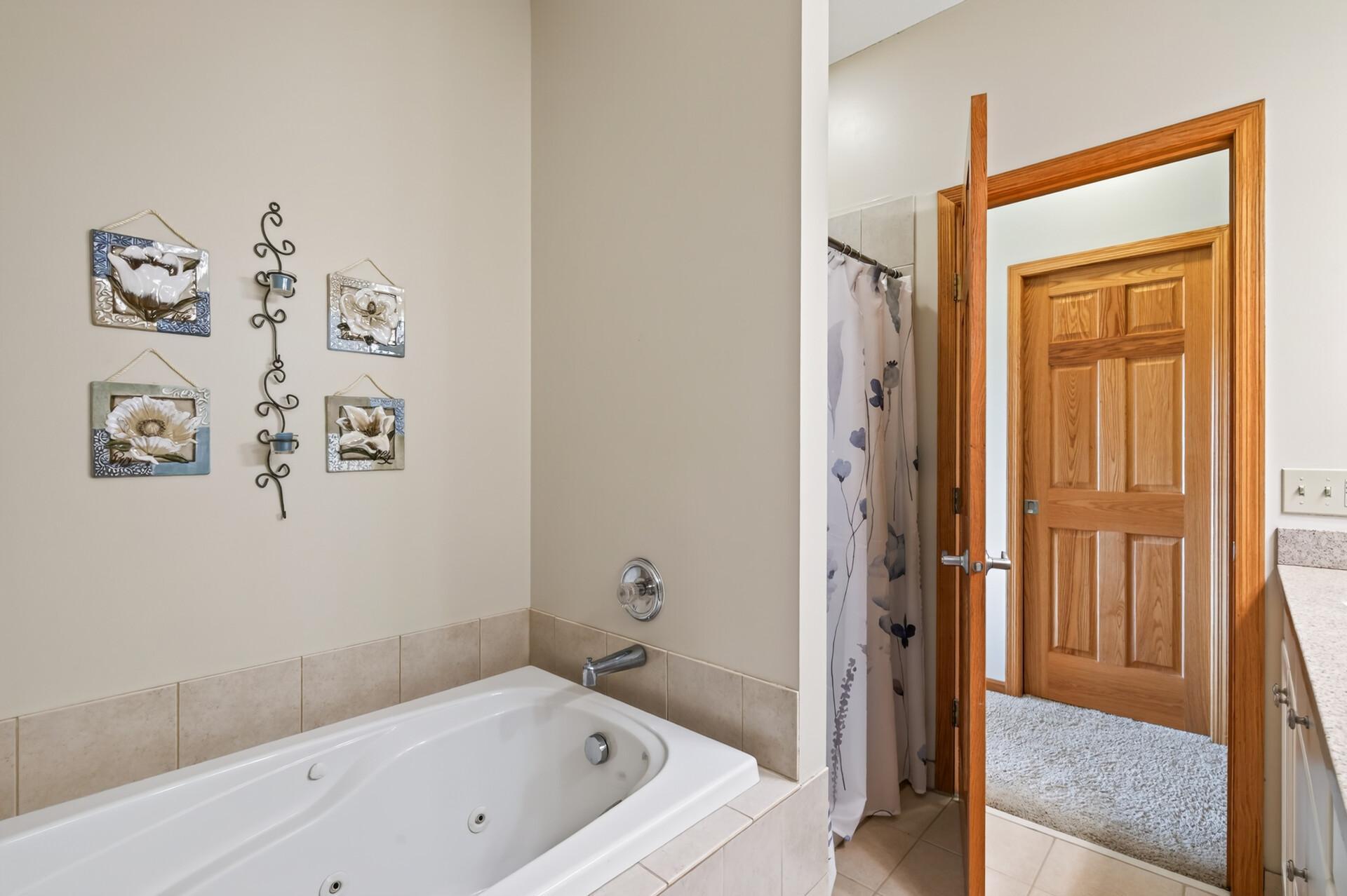 1233 Irvine Drive Property Photo 22