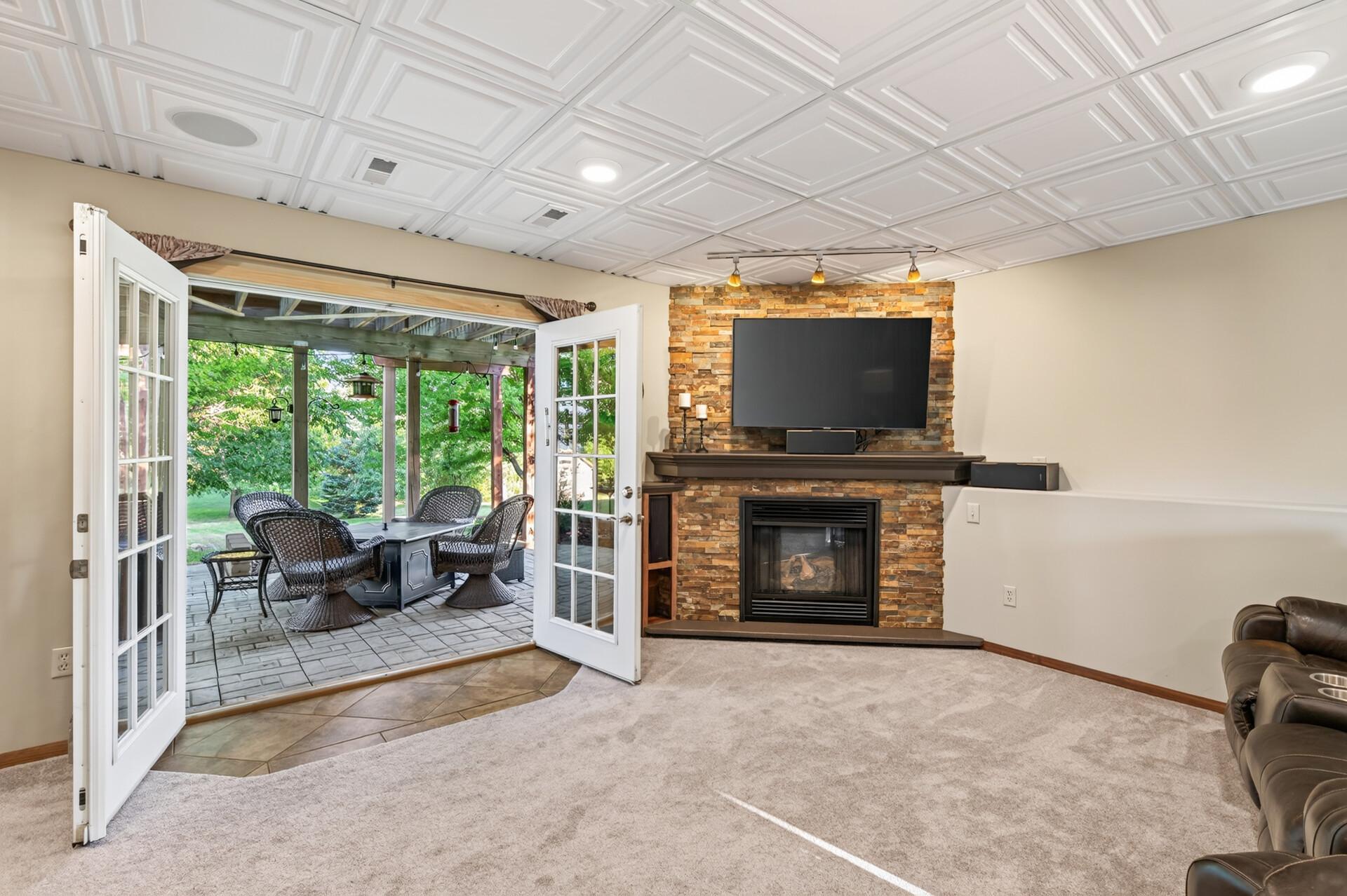 1233 Irvine Drive Property Photo 30