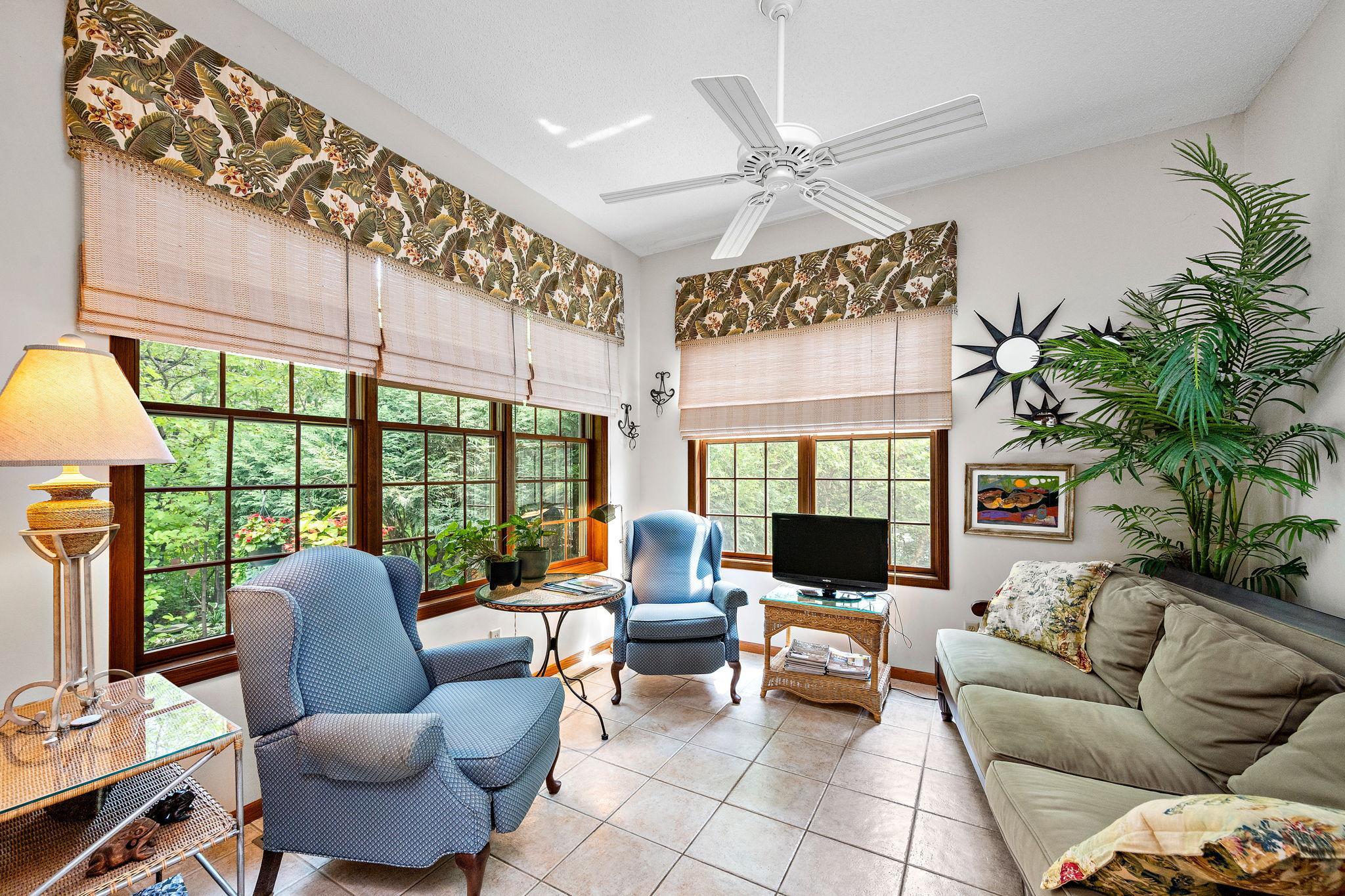 4678 Aspen Ridge Circle Property Photo 5