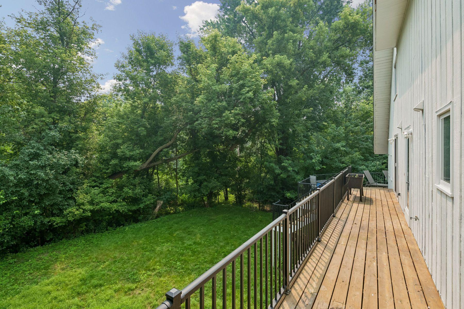 3225 W 54th Street Property Photo 8
