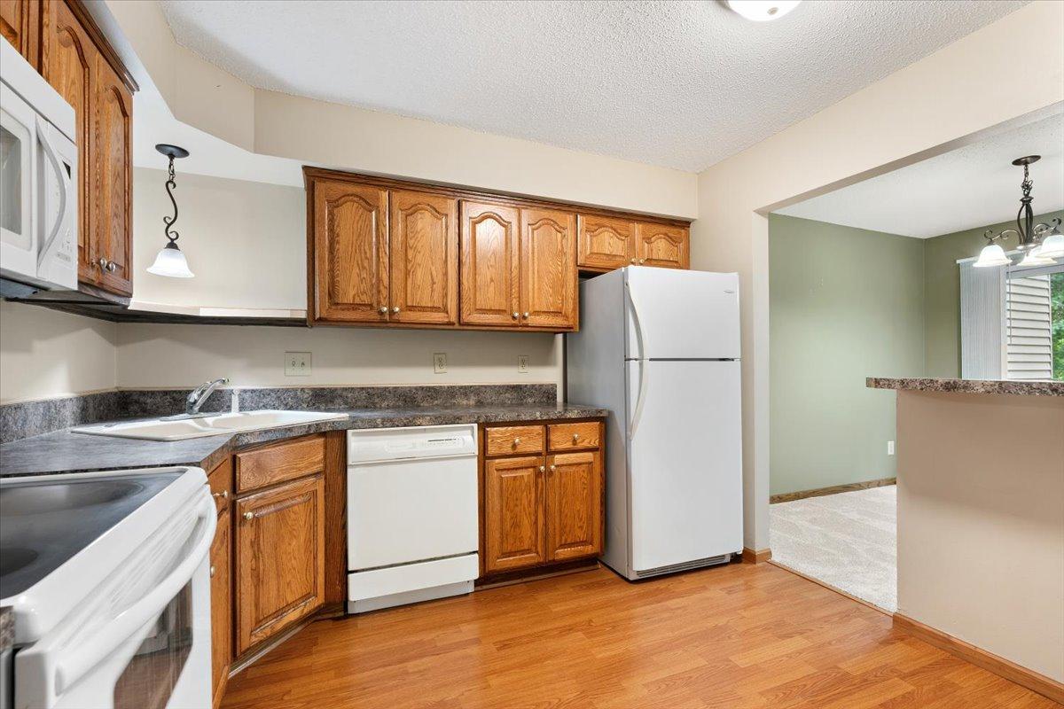 566 Donegal Circle Property Photo 17