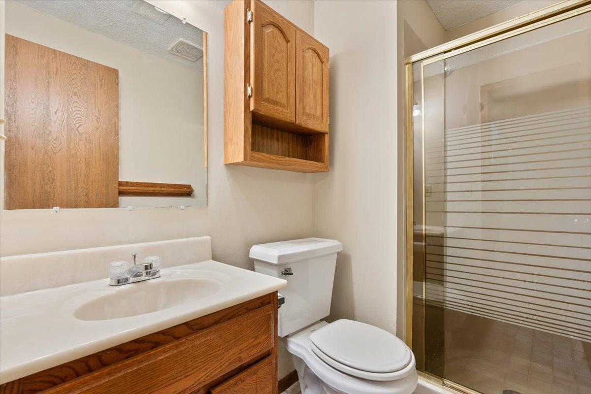 566 Donegal Circle Property Photo 36