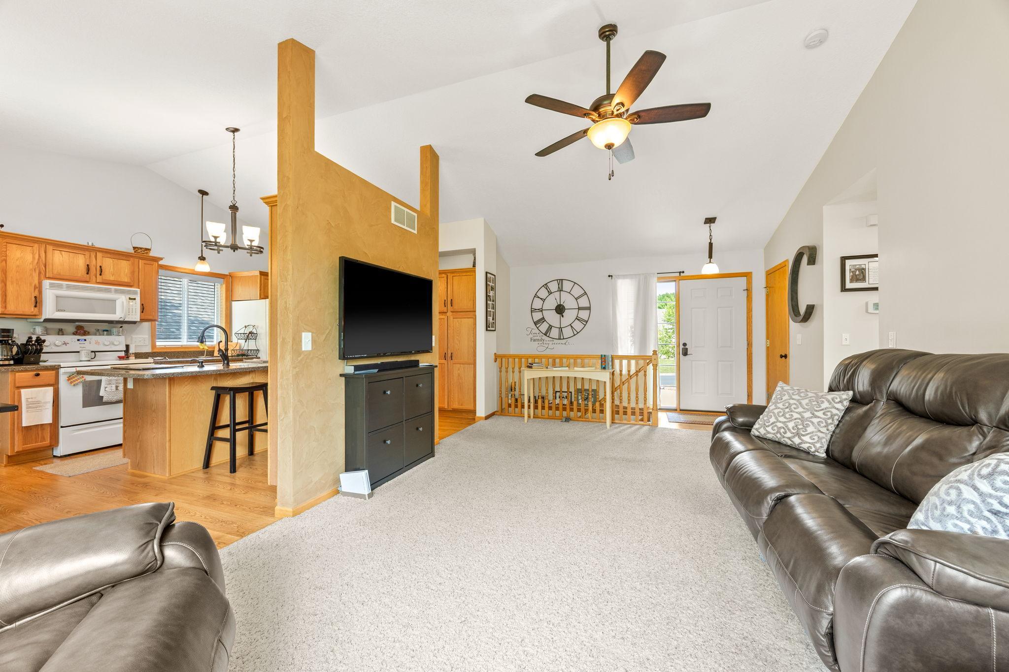 221 Douglas Drive Property Photo 4