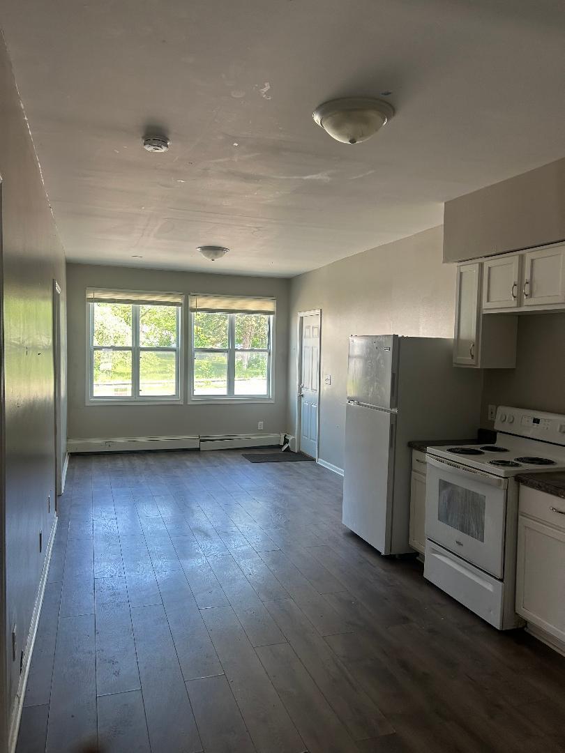 1204 E 7th Street Property Photo 4