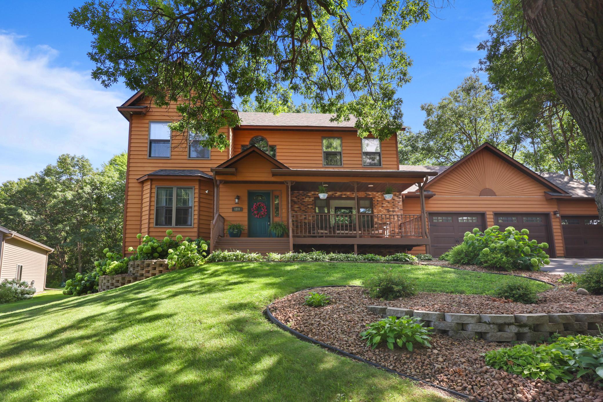1210 7th Avenue N Property Photo 1