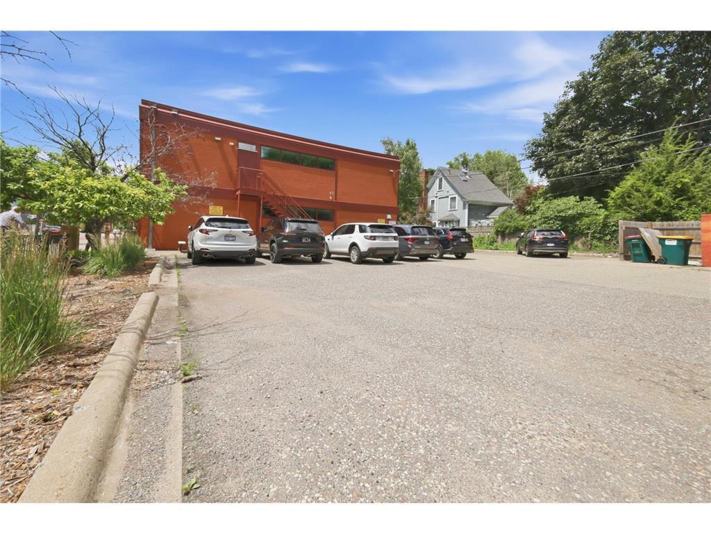 3702 E Lake Street Property Photo 40