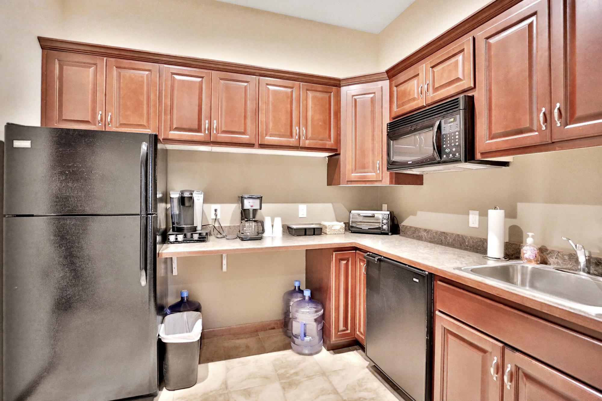 2191 Northdale Boulevard Nw Property Photo 9