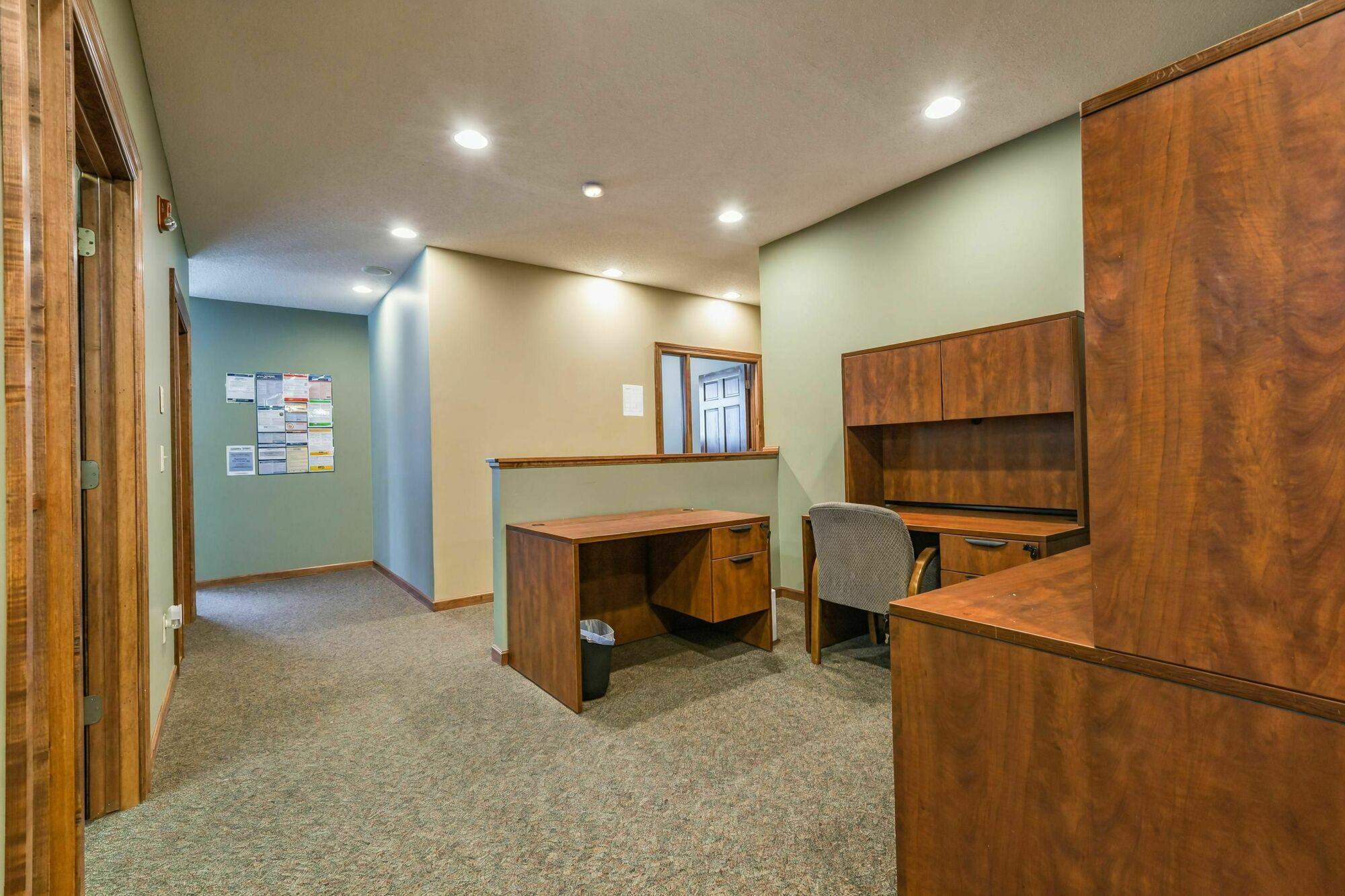 2191 Northdale Boulevard Nw Property Photo 18