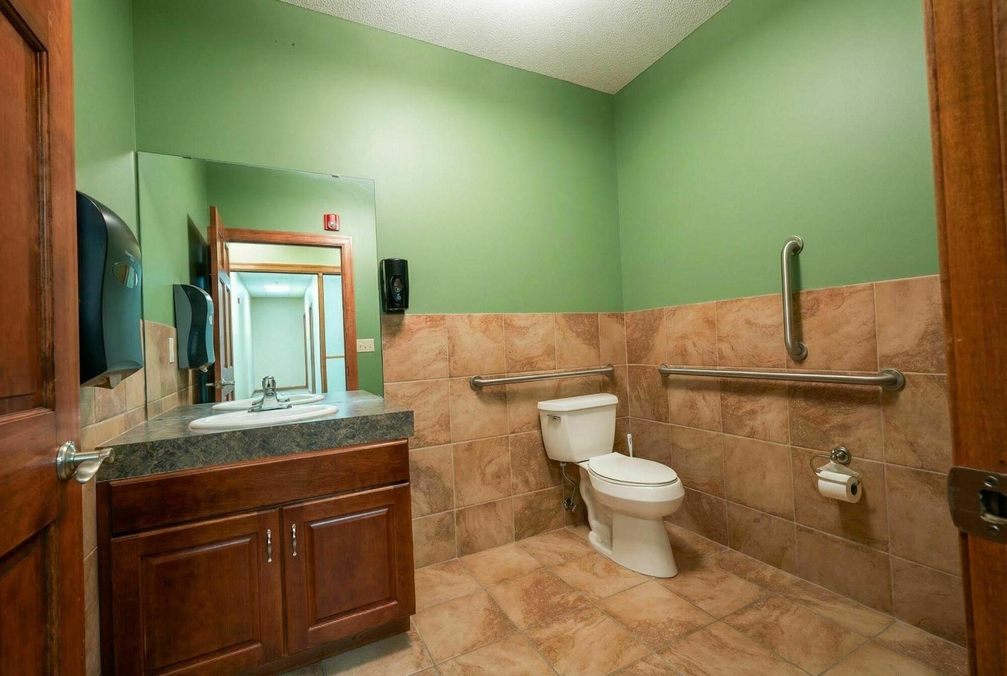 2191 Northdale Boulevard Nw Property Photo 19
