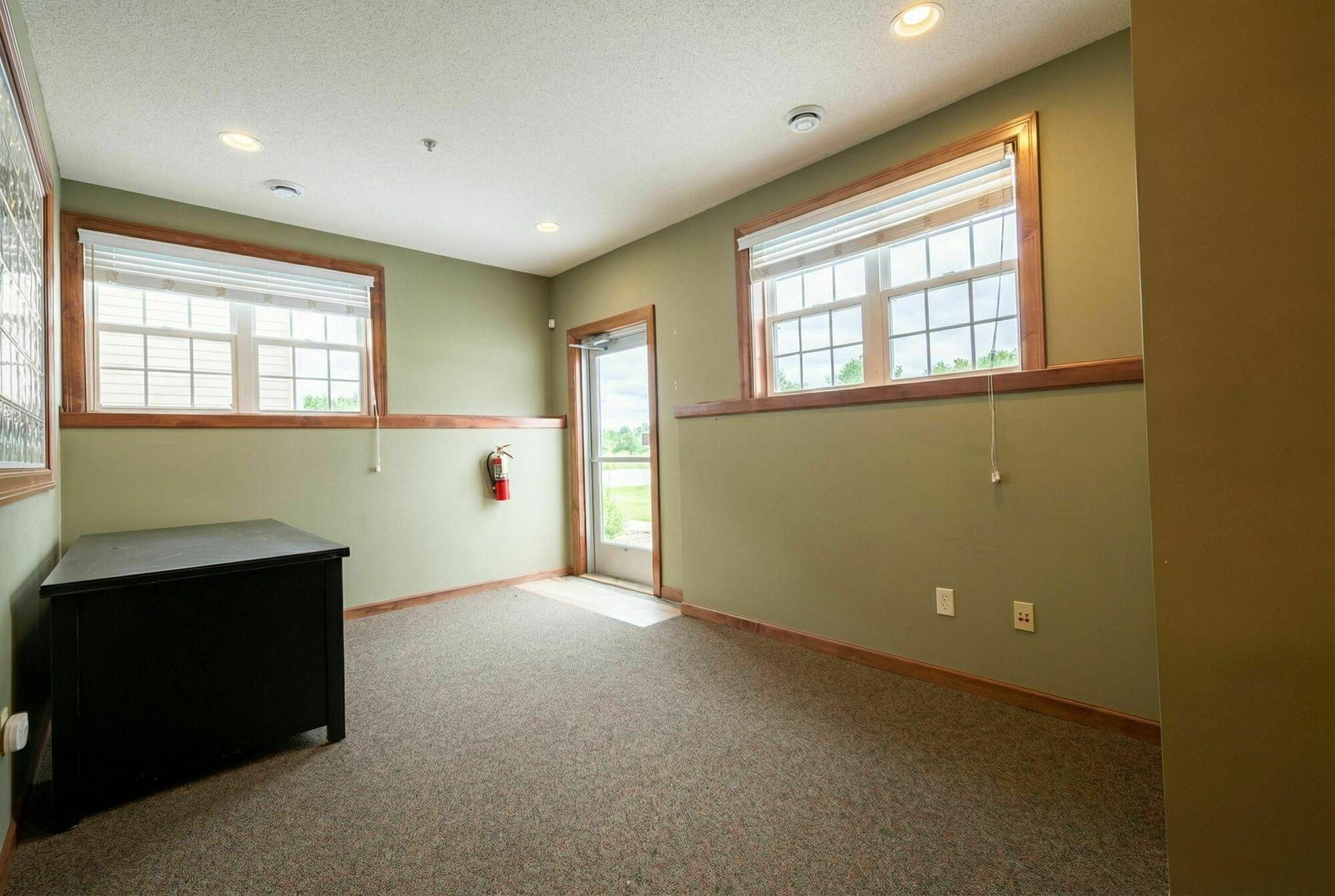 2191 Northdale Boulevard Nw Property Photo 21