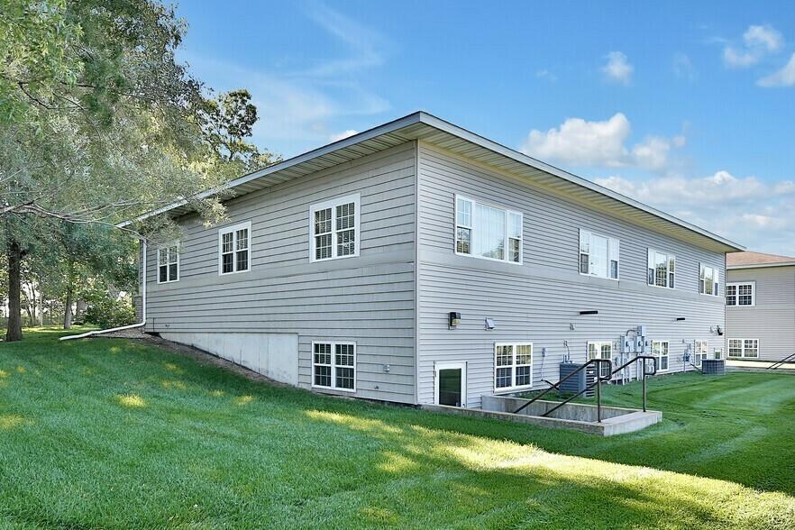 2191 Northdale Boulevard Nw Property Photo 22