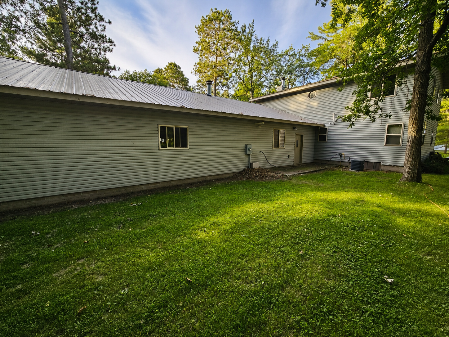 4902 Woodland Drive Nw Property Photo 3