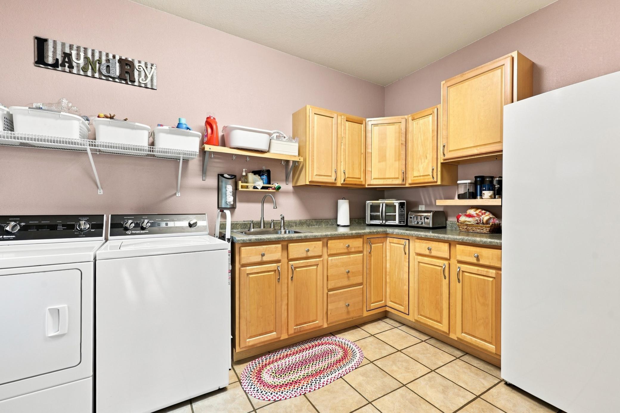 17535 Schurman Lane Property Photo 33
