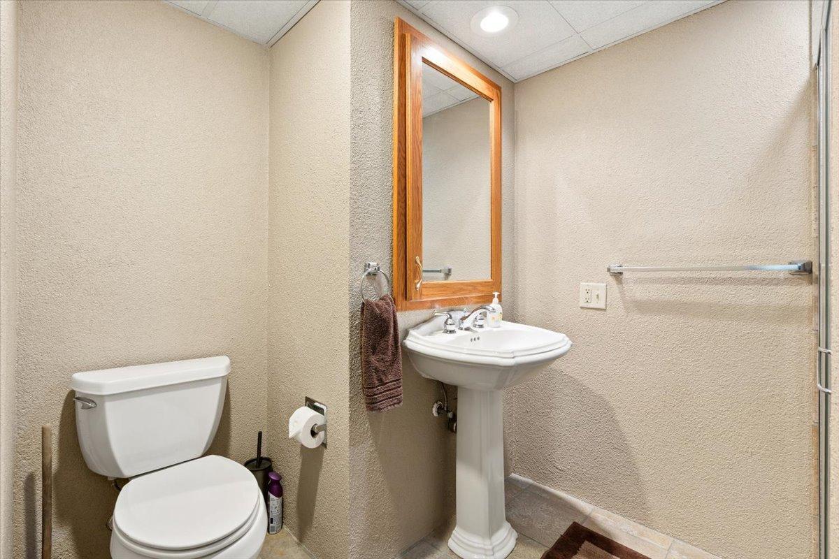 N929 825th Street Property Photo 42