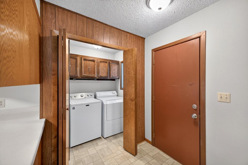 508 E Main Street Property Photo 17