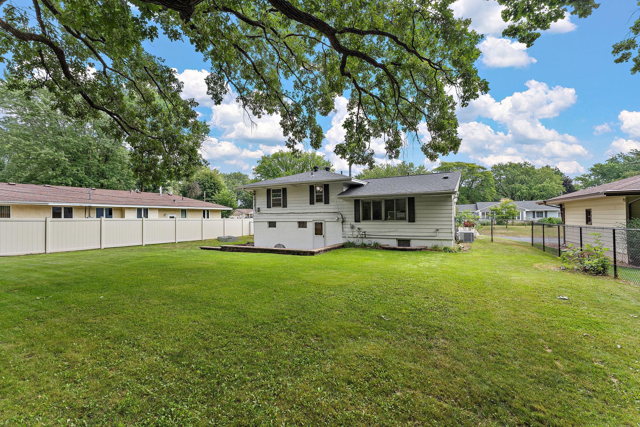 200 Rice Creek Boulevard Ne Property Photo 5