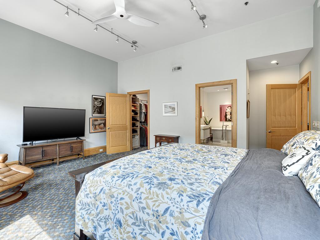 300 Wall Street 701 Property Photo 12