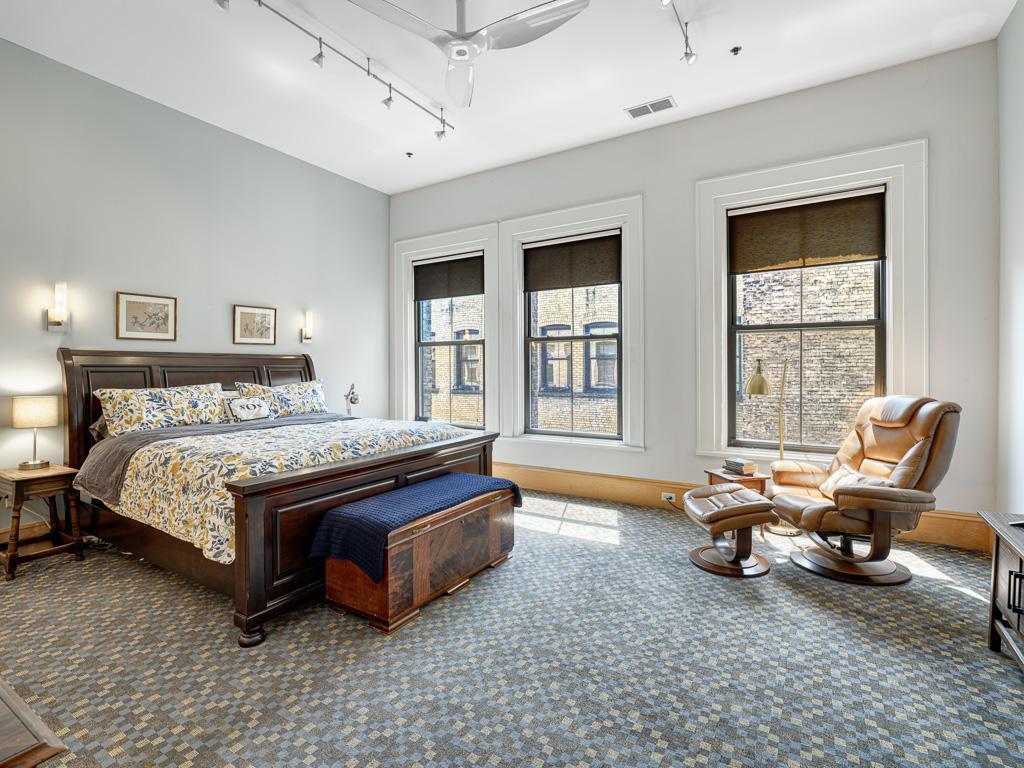 300 Wall Street 701 Property Photo 13