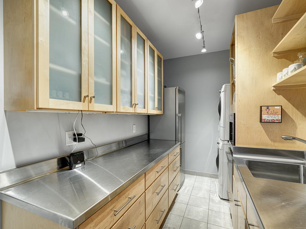 300 Wall Street 701 Property Photo 16