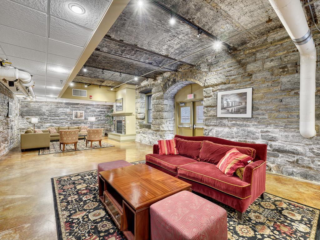 300 Wall Street 701 Property Photo 26