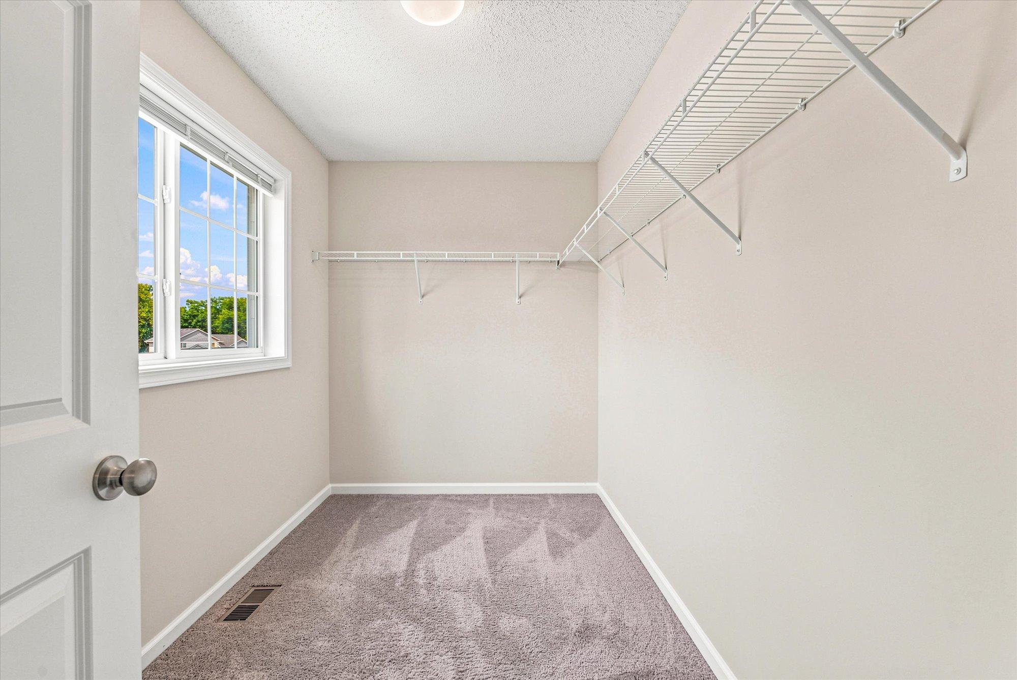 420 Highview Loop Se Property Photo 19