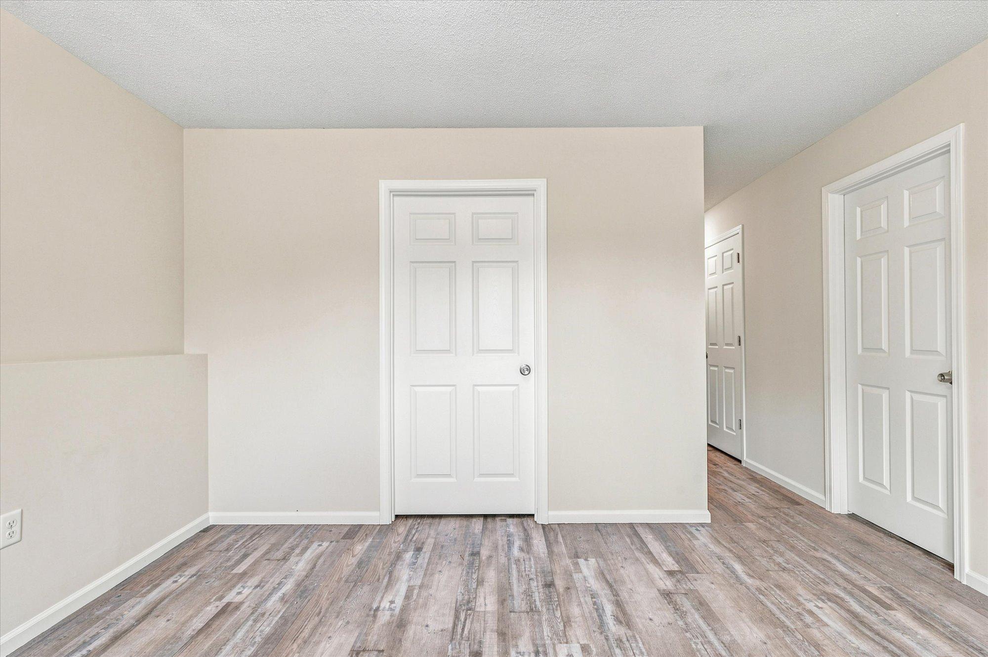 420 Highview Loop Se Property Photo 23