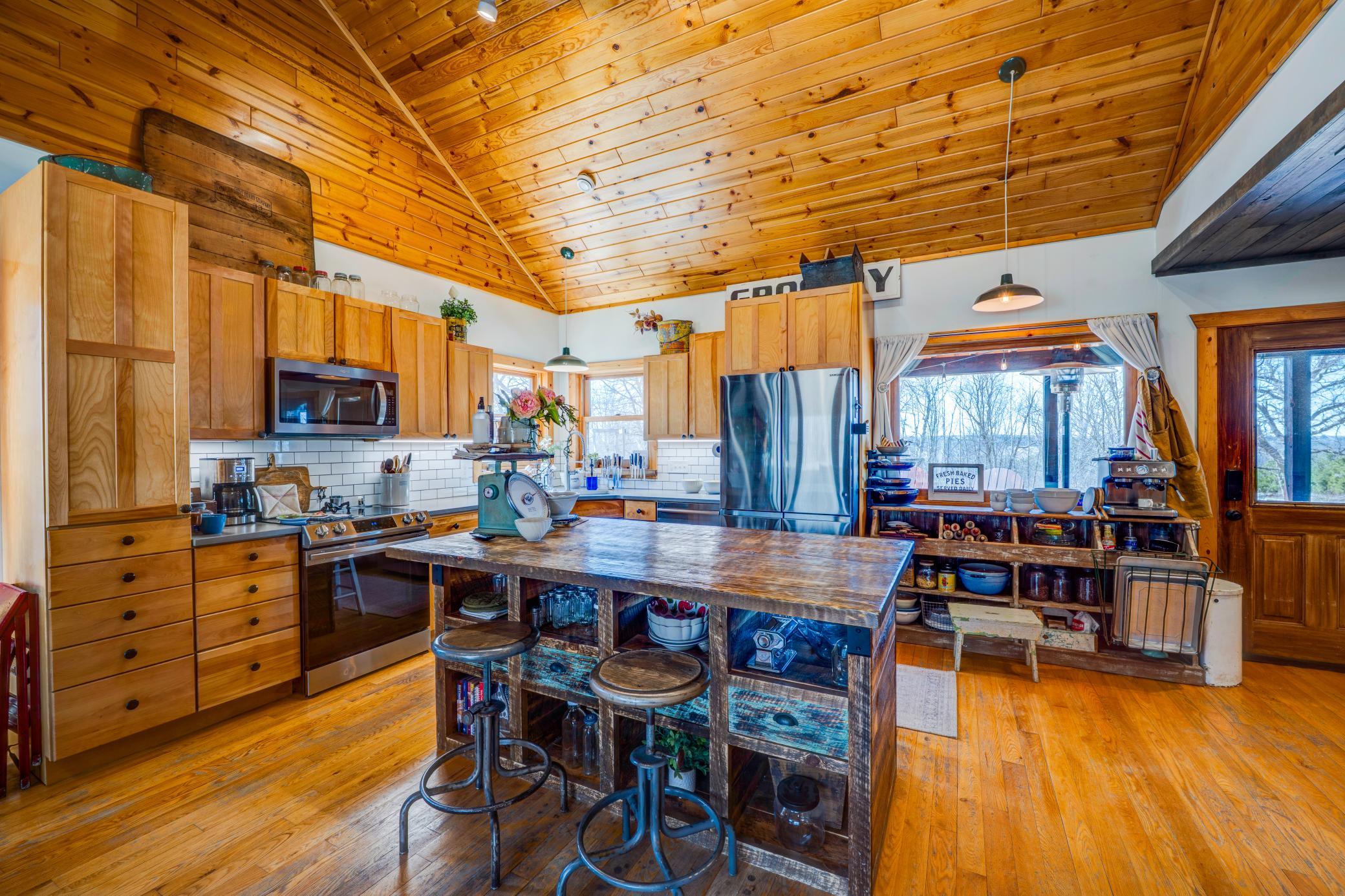 43522 Us 71 Property Photo 4