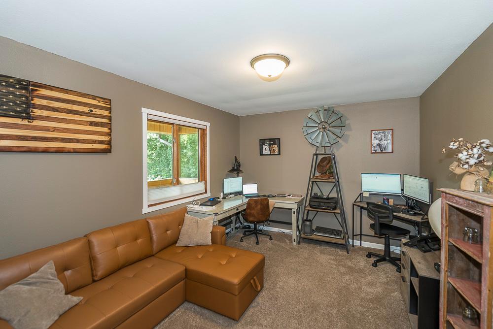10834 E Shore Drive Property Photo 16